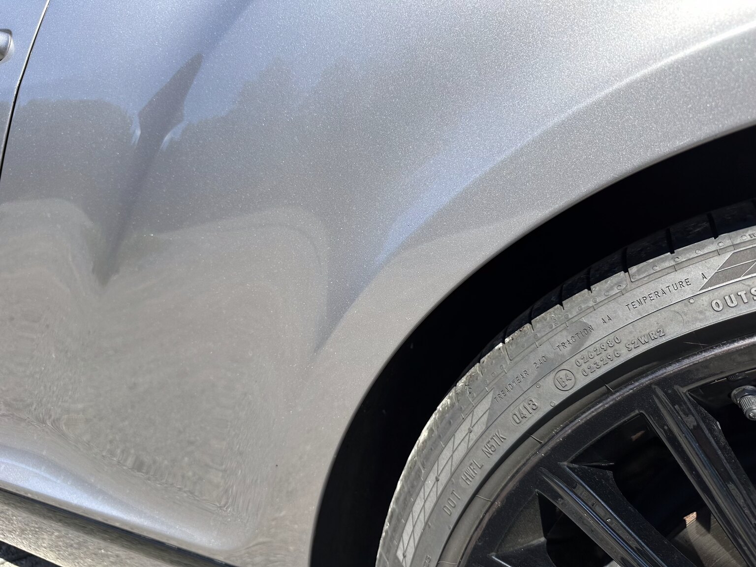 Exteriörbild på 2005 Bentley Continental GT