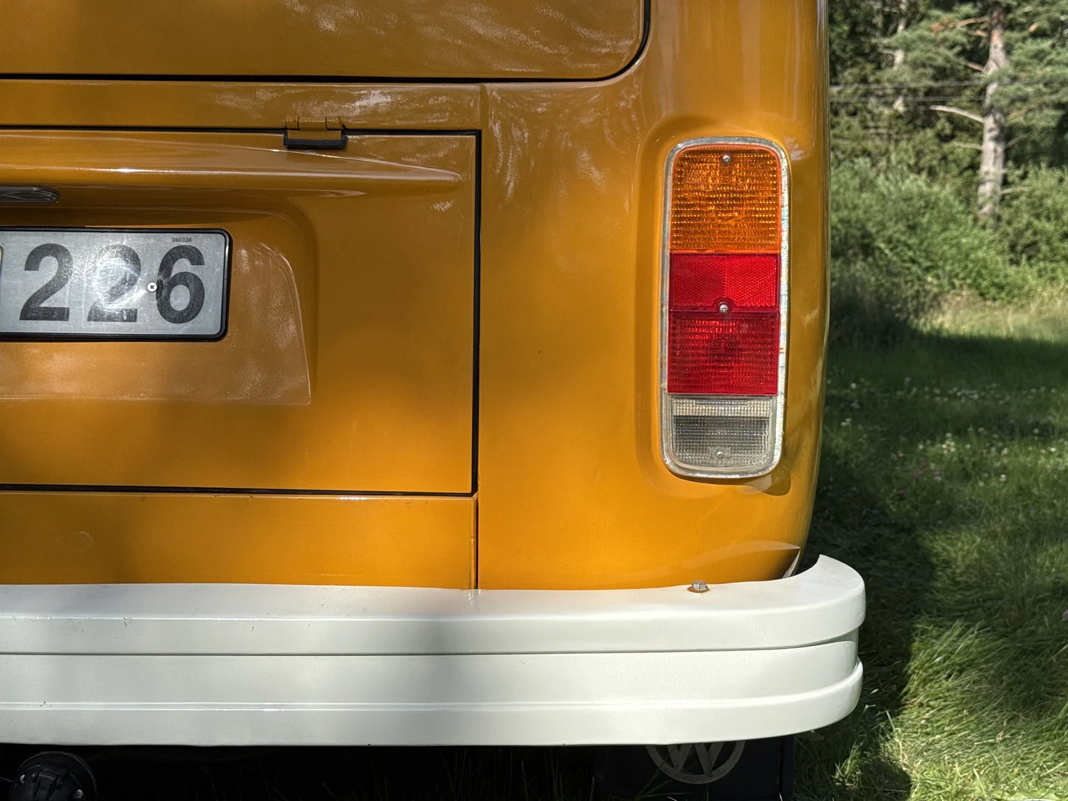 Aussenfoto 1975 Volkswagen Transporter Campervan (48)