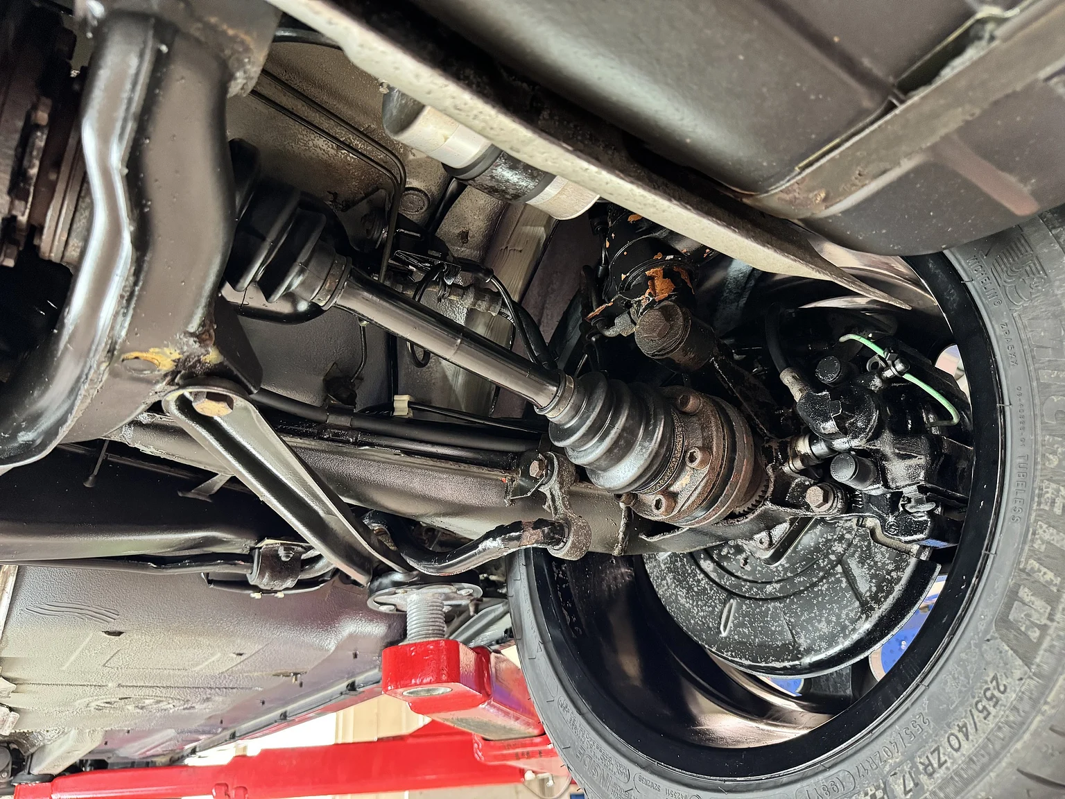 Image of 1993 BMW M5 Touring 3.8 Manual mechanics (58)