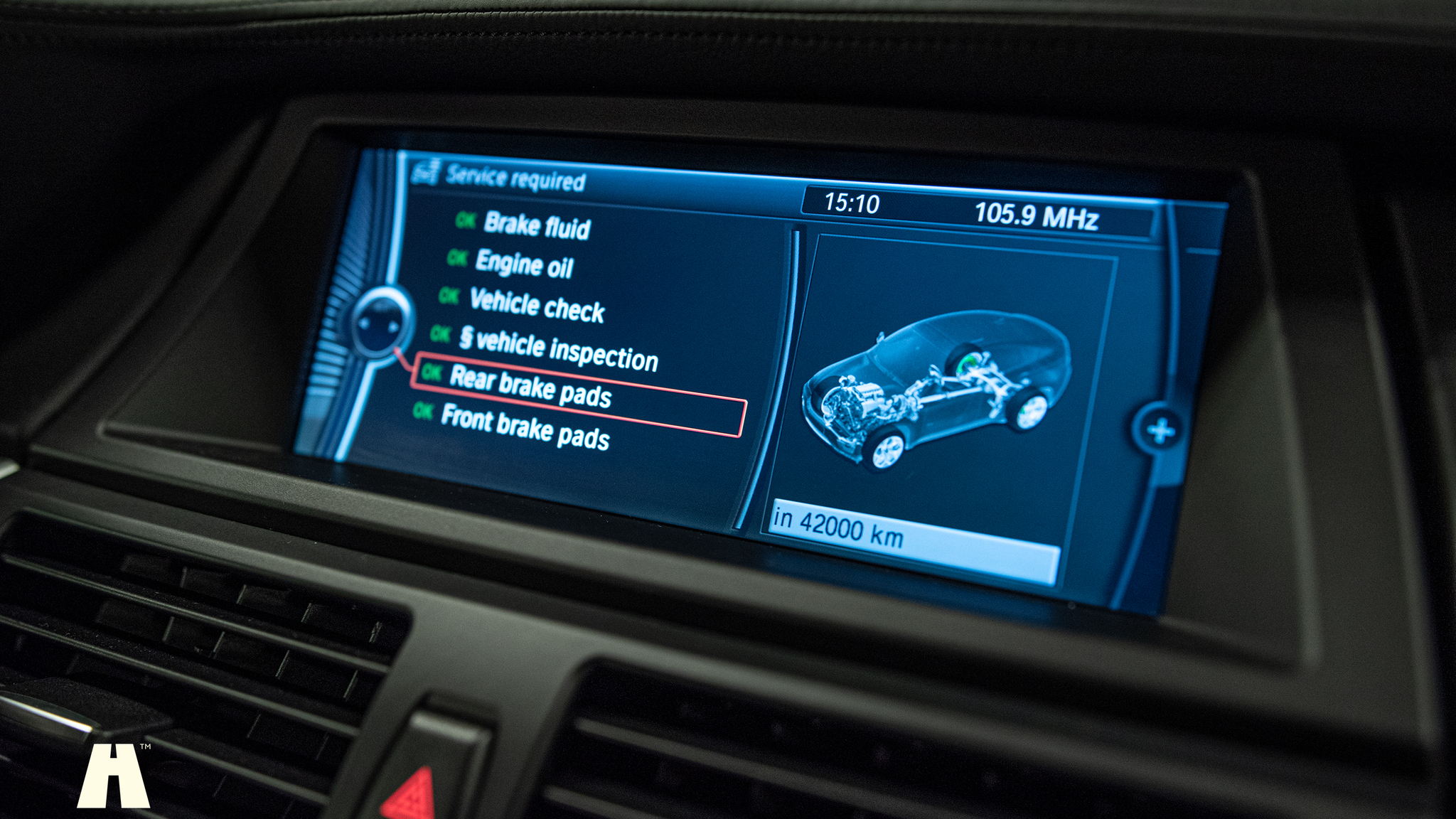 Innenraumfoto von 2010 BMW X6 M Ferrita 555HK (86)