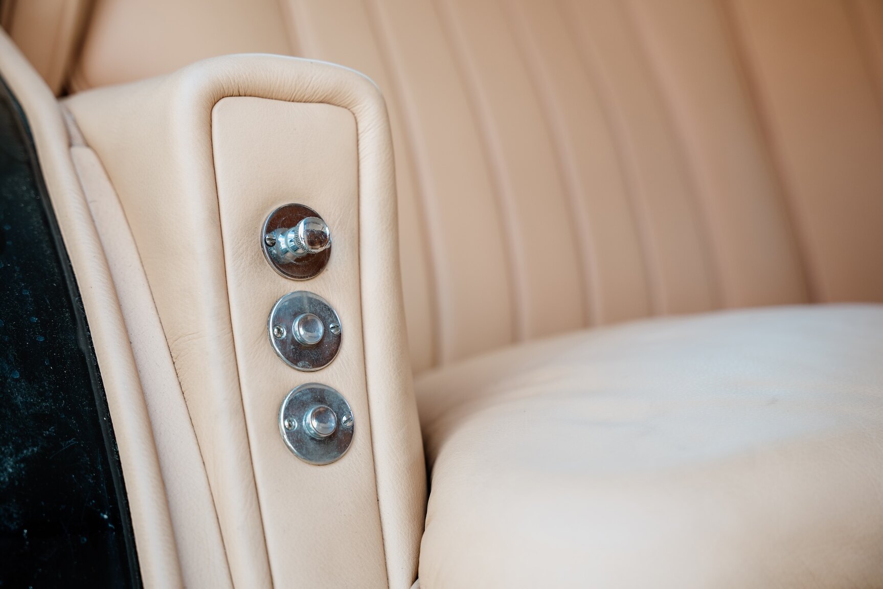 Interior image of 1949 Rolls Royce Silver Wraith