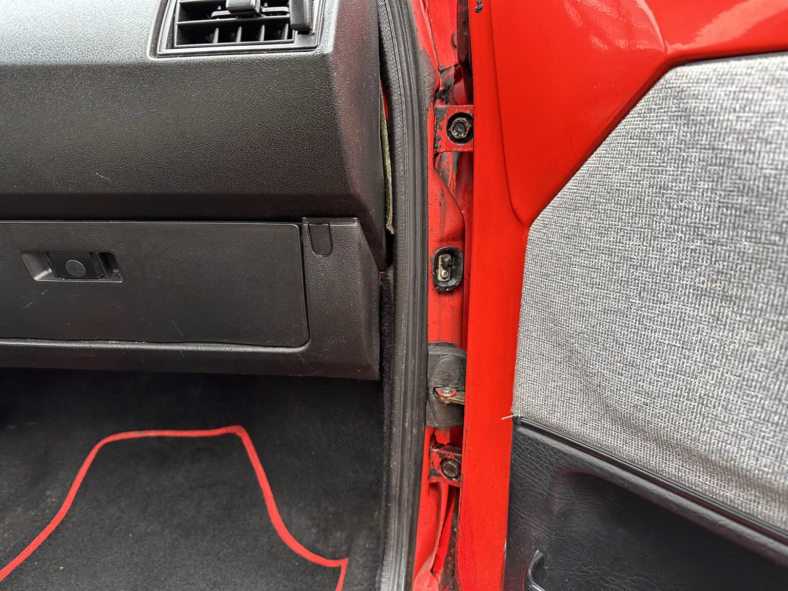 Innenraumfoto von 1983 Volkswagen Polo CL (30)