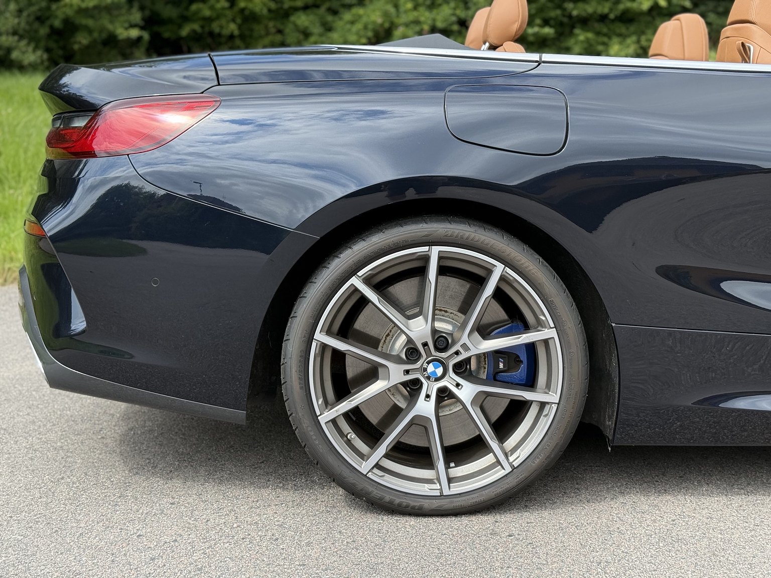 Exterior image of 2019 BMW M850i xDrive Convertible Steptronic