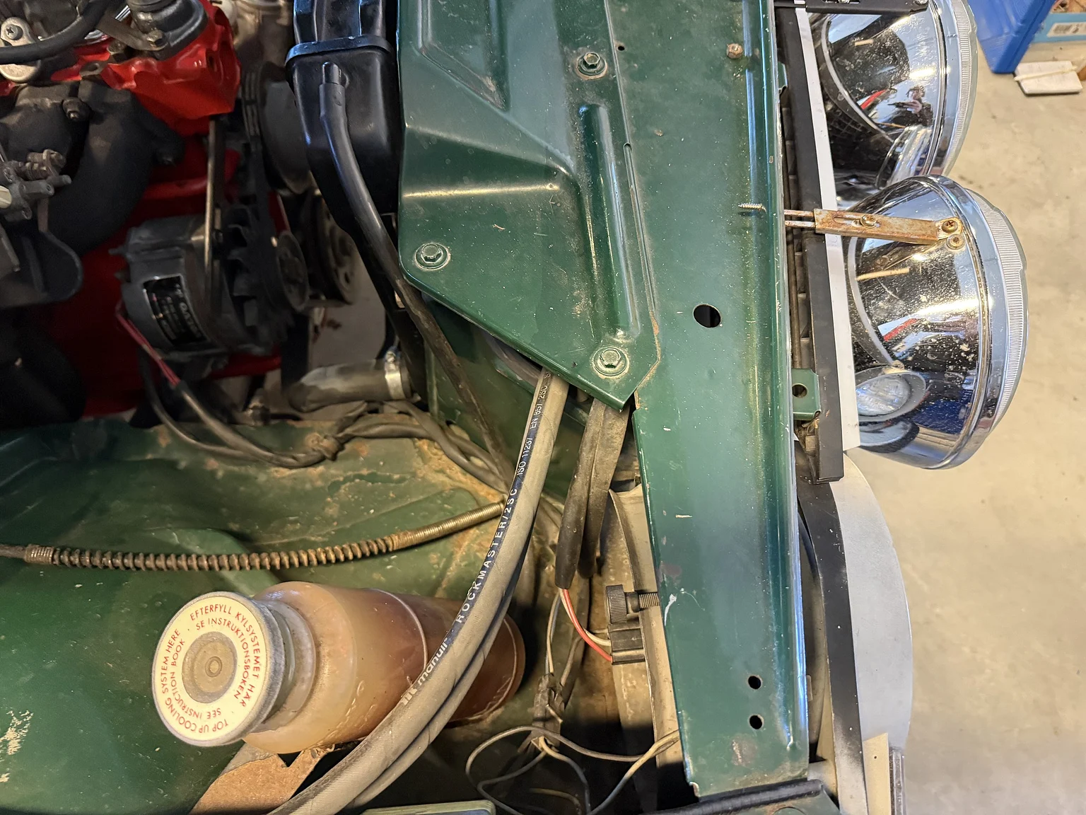 Image of 1973 Volvo 142 2.0 Deluxe mechanics (13)