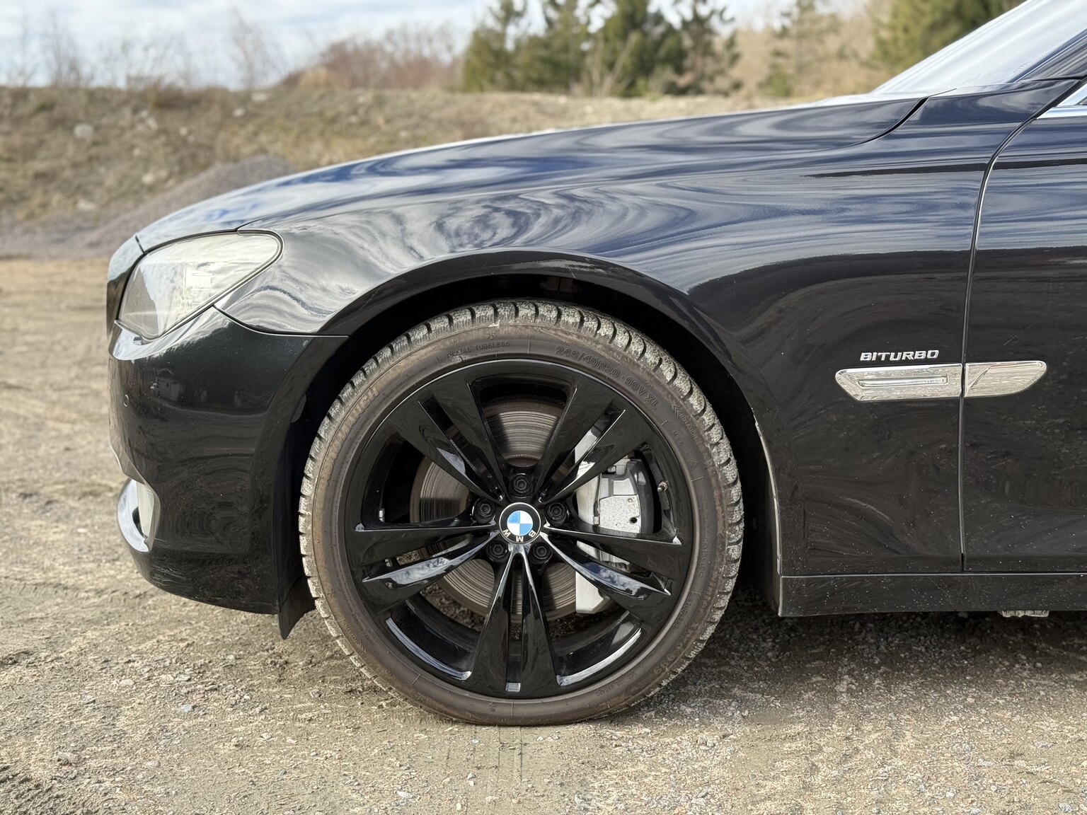 Exteriörbild på 2009 BMW 750Li