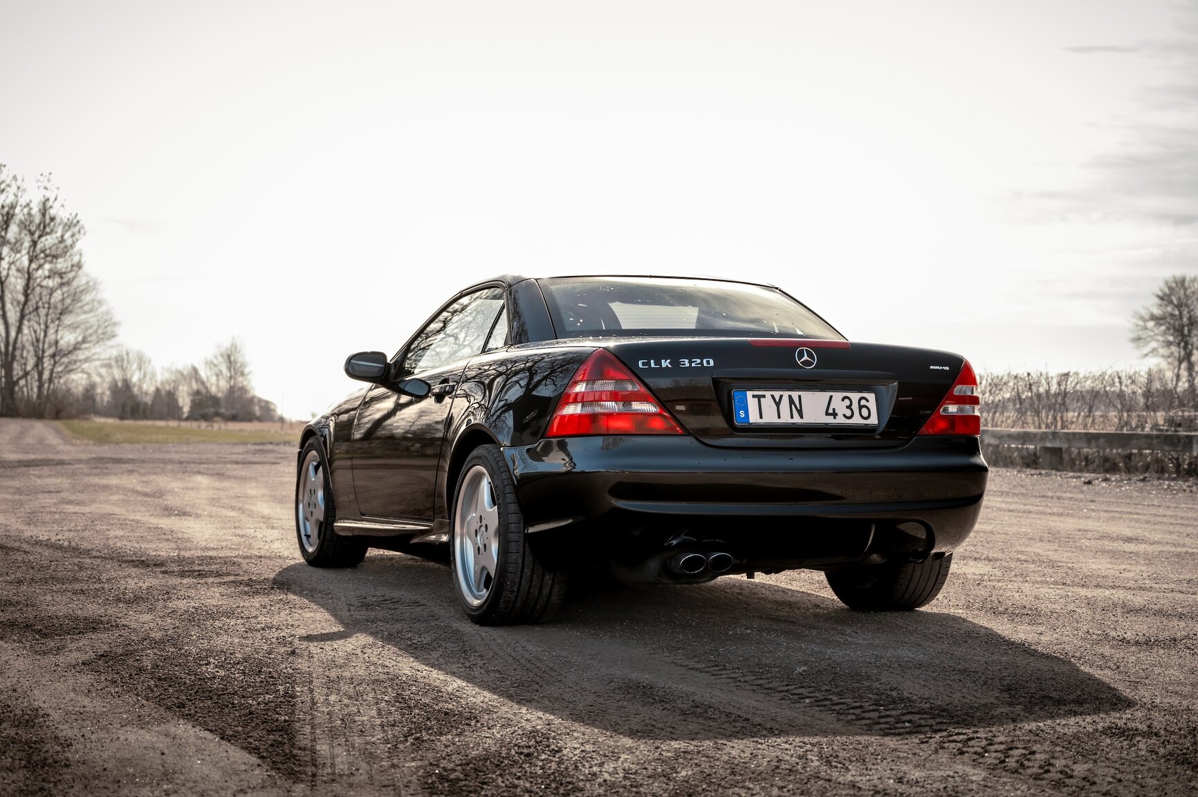 Exteriörbild på 2001 Mercedes-Benz SLK 320
