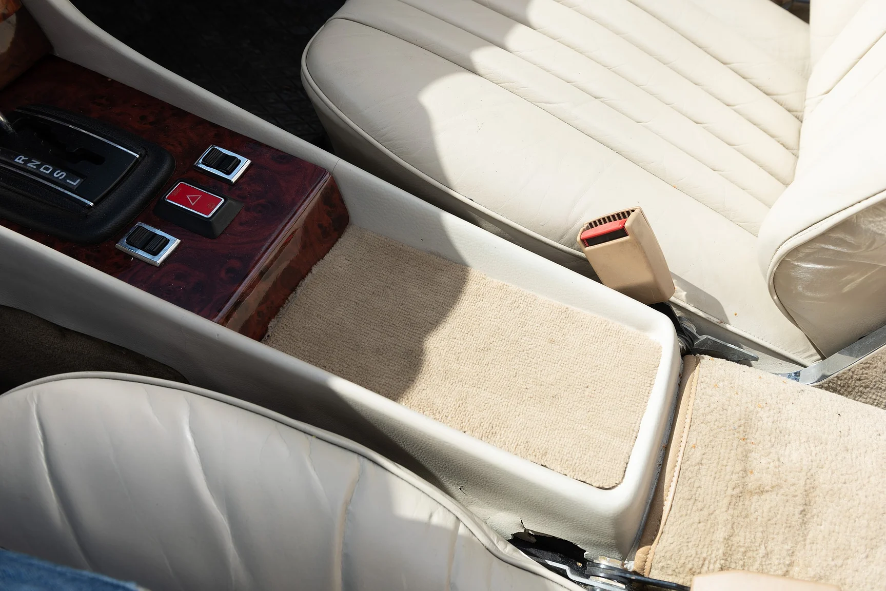 Innenraumfoto von 1975 Mercedes Benz 350 SL (53)