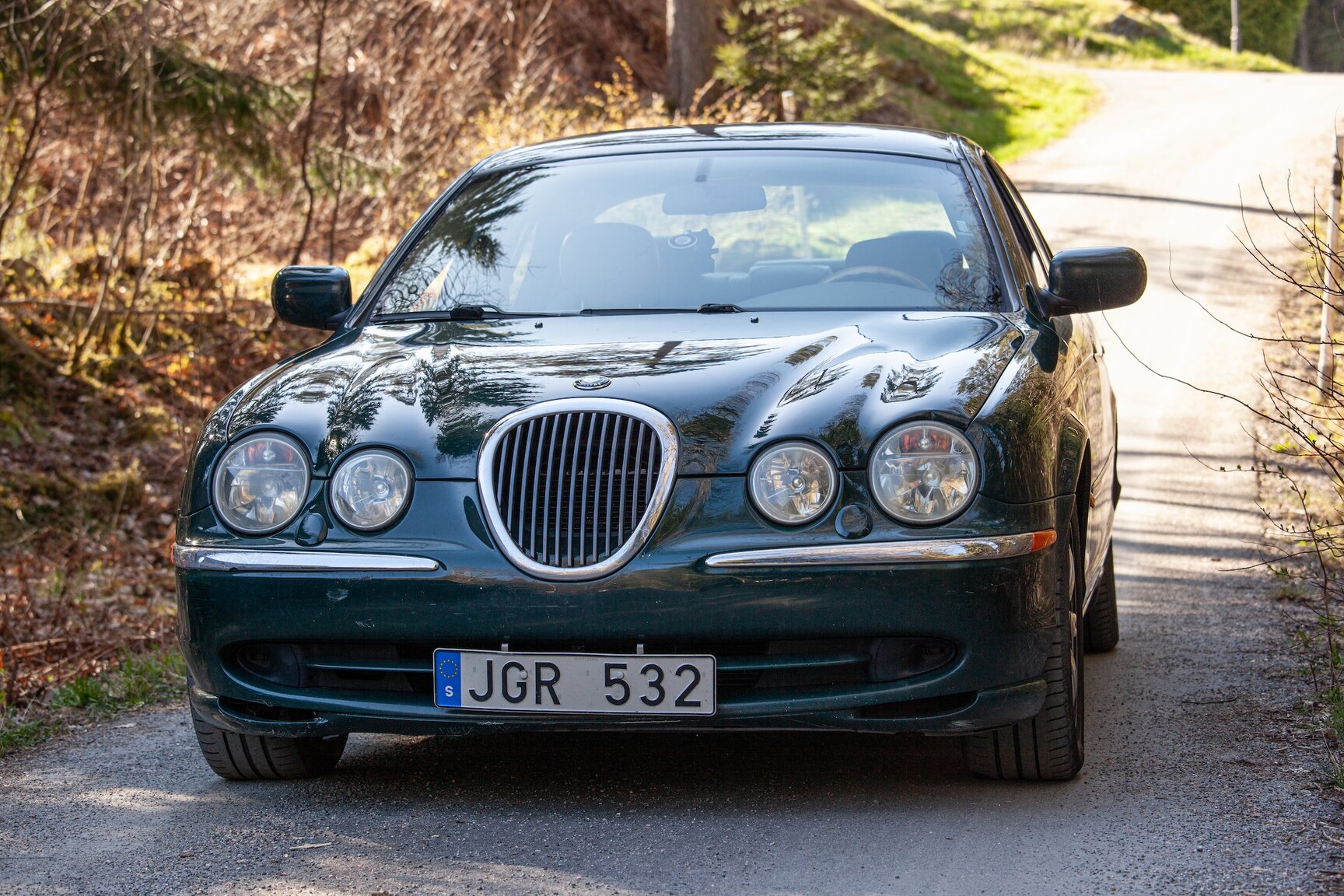 Exterior image of 1999 Jaguar S-Type V6