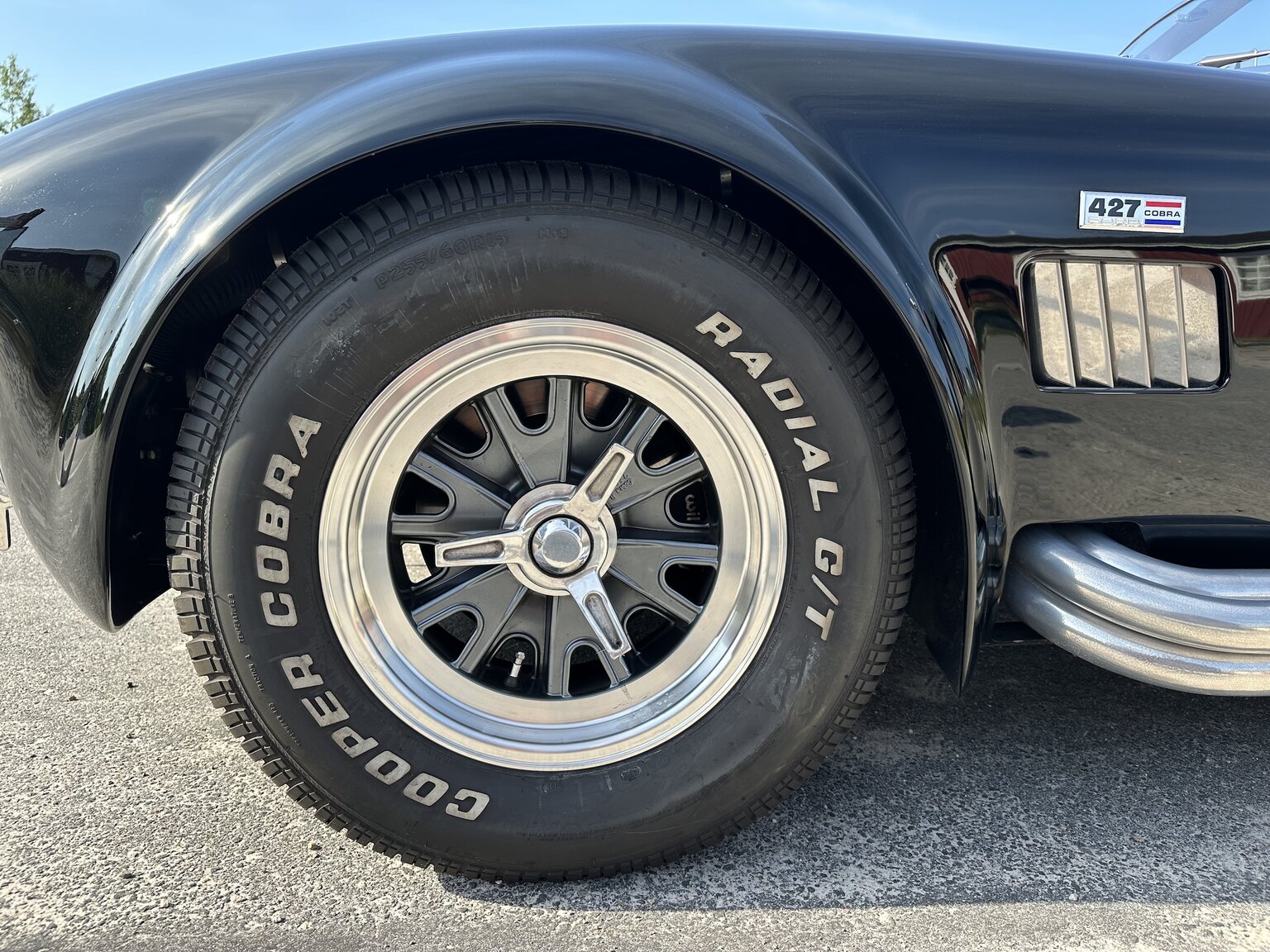 Aussenfoto 1965 Superformance Cobra