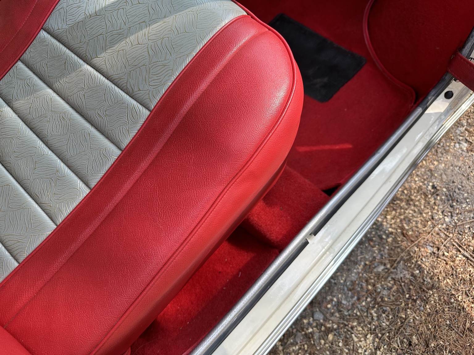 Interior image of 1966 BMC Cooper (24)