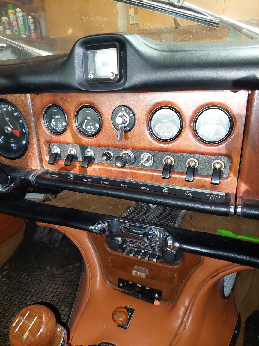 Innenraumfoto von 1968 Jaguar 420 4.2 XK Manuell 