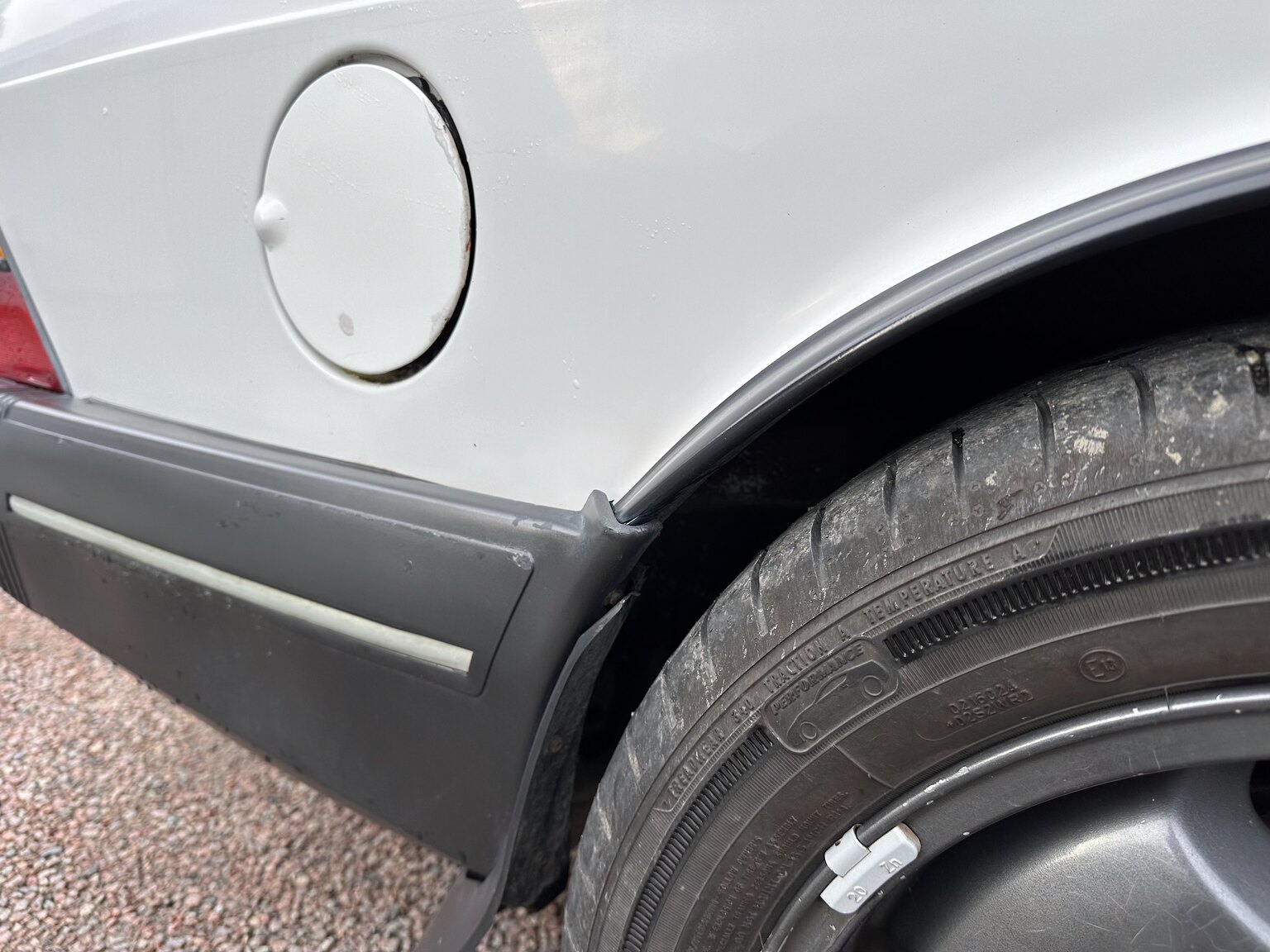 Exterior image of 1991 Saab 900 Turbo