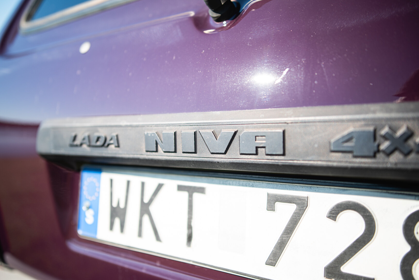Exterior image of 2004 Lada Niva