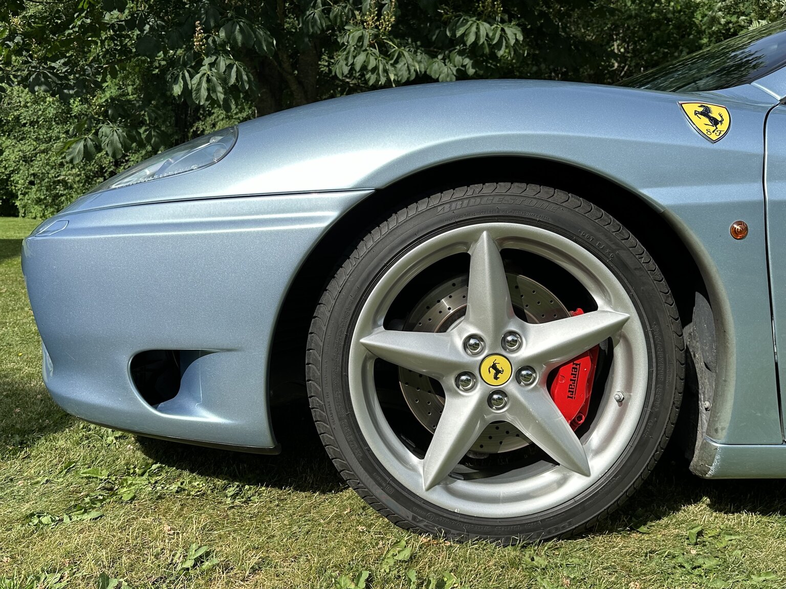 Exterior image of 2001 Ferrari 360 Modena V8 Manual (24)