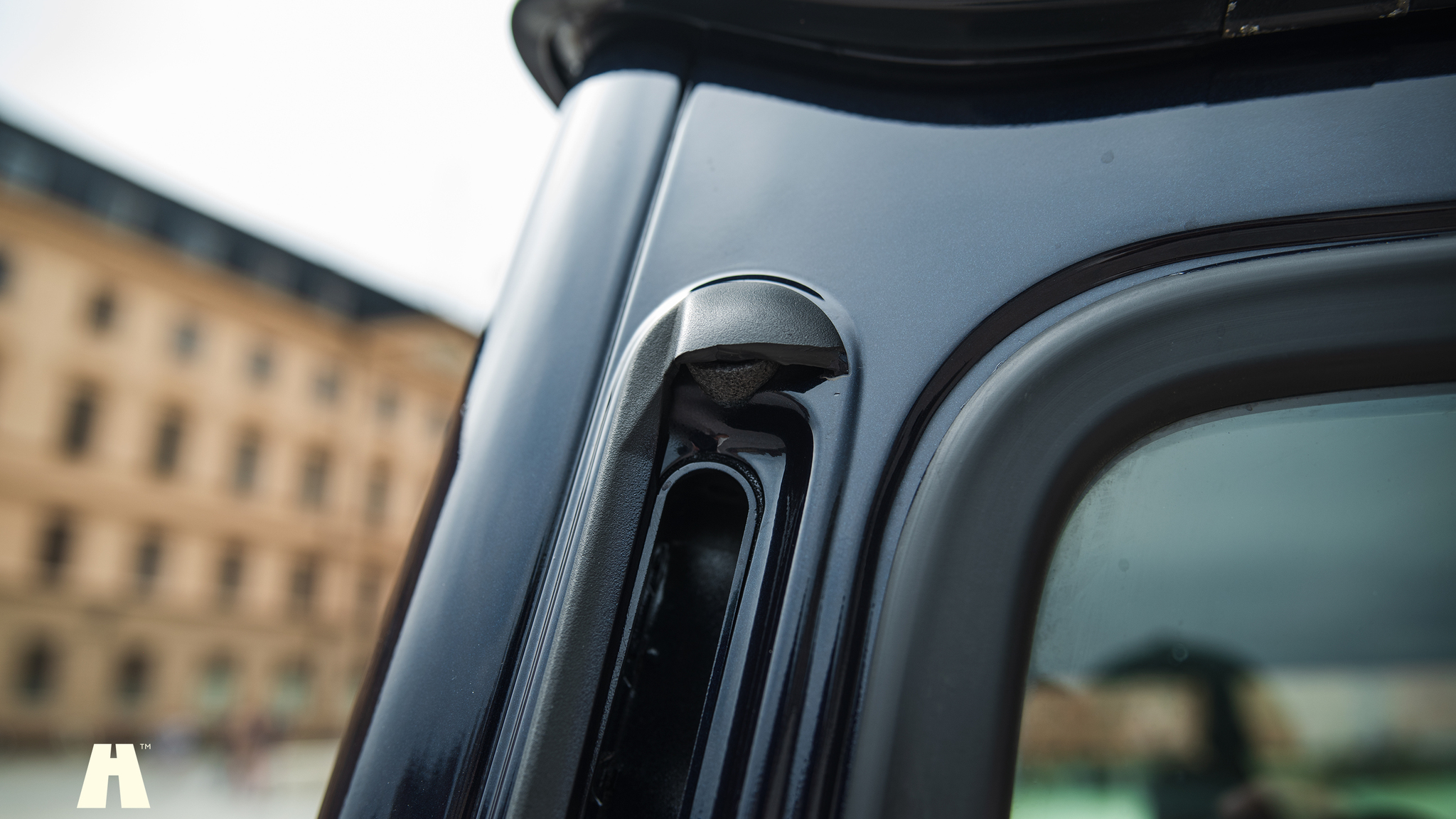 Exteriörbild på 2004 Mercedes-Benz G400 (KORT)