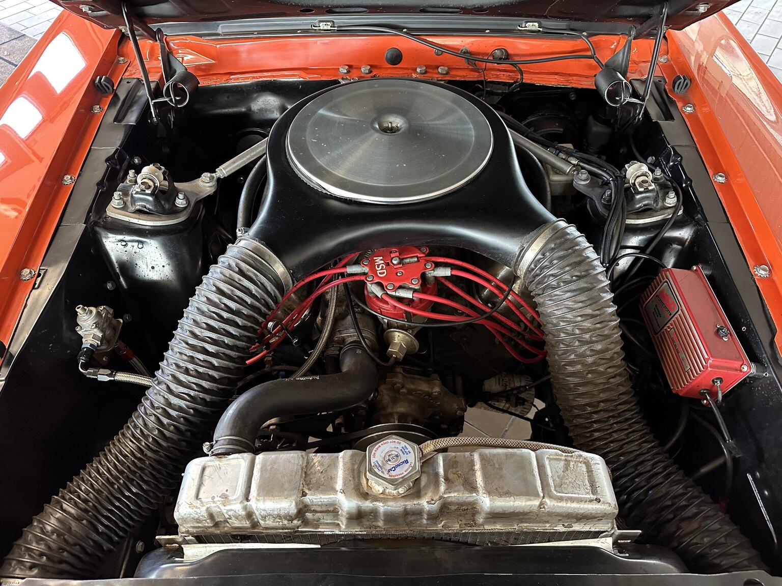 Image of 1969 Ford Mustang Fastback Boss Race Car mechanics