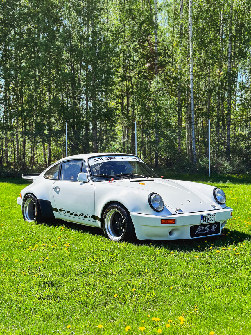 Exteriörbild på 1971 Porsche 911 RSR Tribute