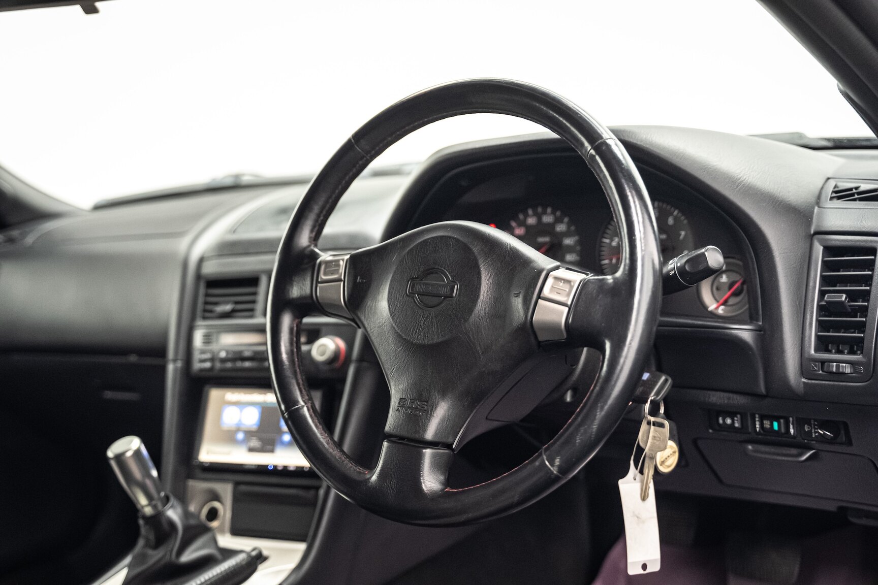 Interiörbild 2000 Nissan Skyline R34 GT-T Coupé