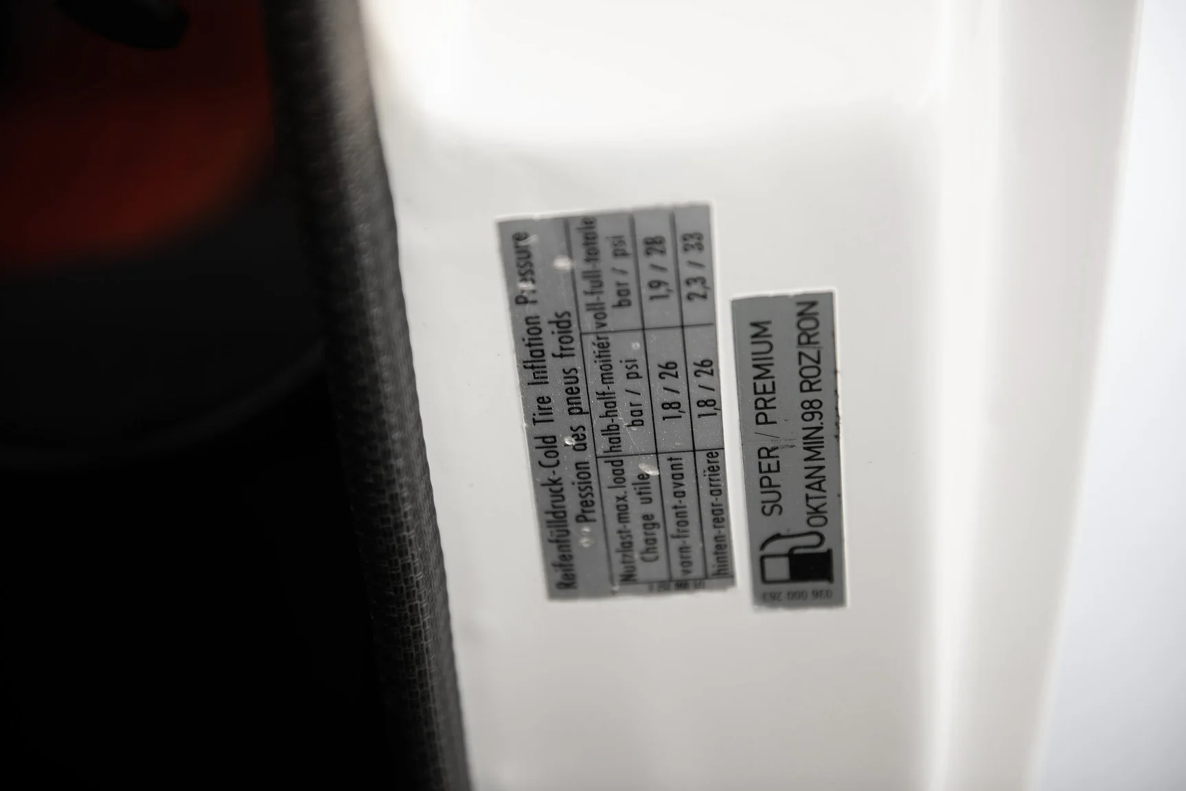 Innenraumfoto von 1984 Volkswagen Golf GTI "Special" (46)