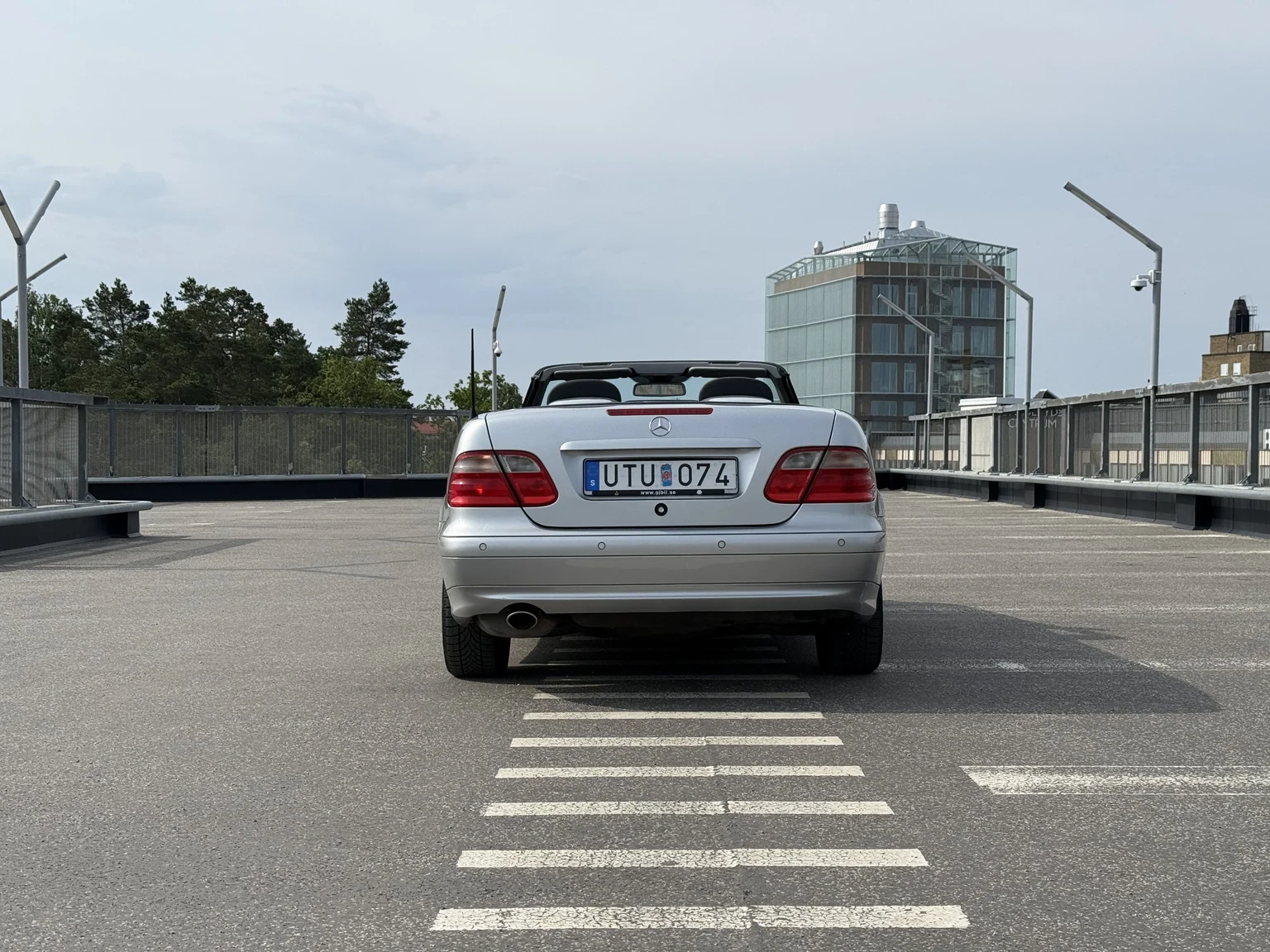 Aussenfoto 2001 MERCEDES-BENZ CLK 230 Kompressor Cabriolet (10)
