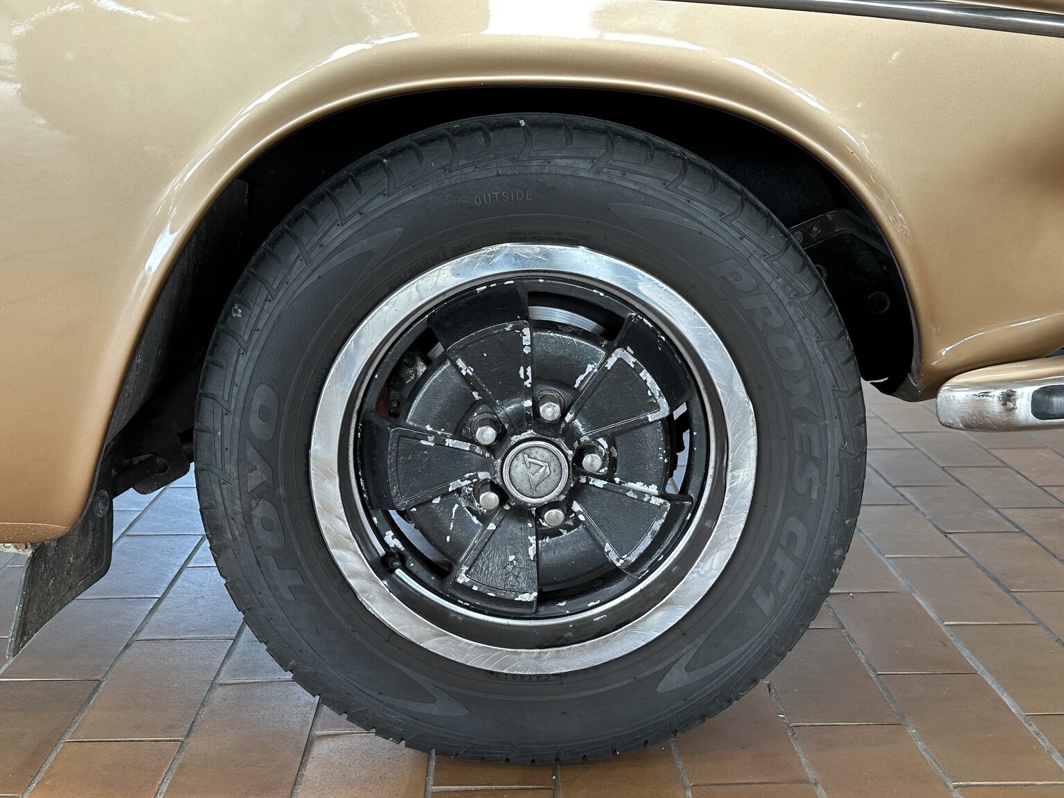 Exterior image of 1973 Volvo 1800 ES (13)