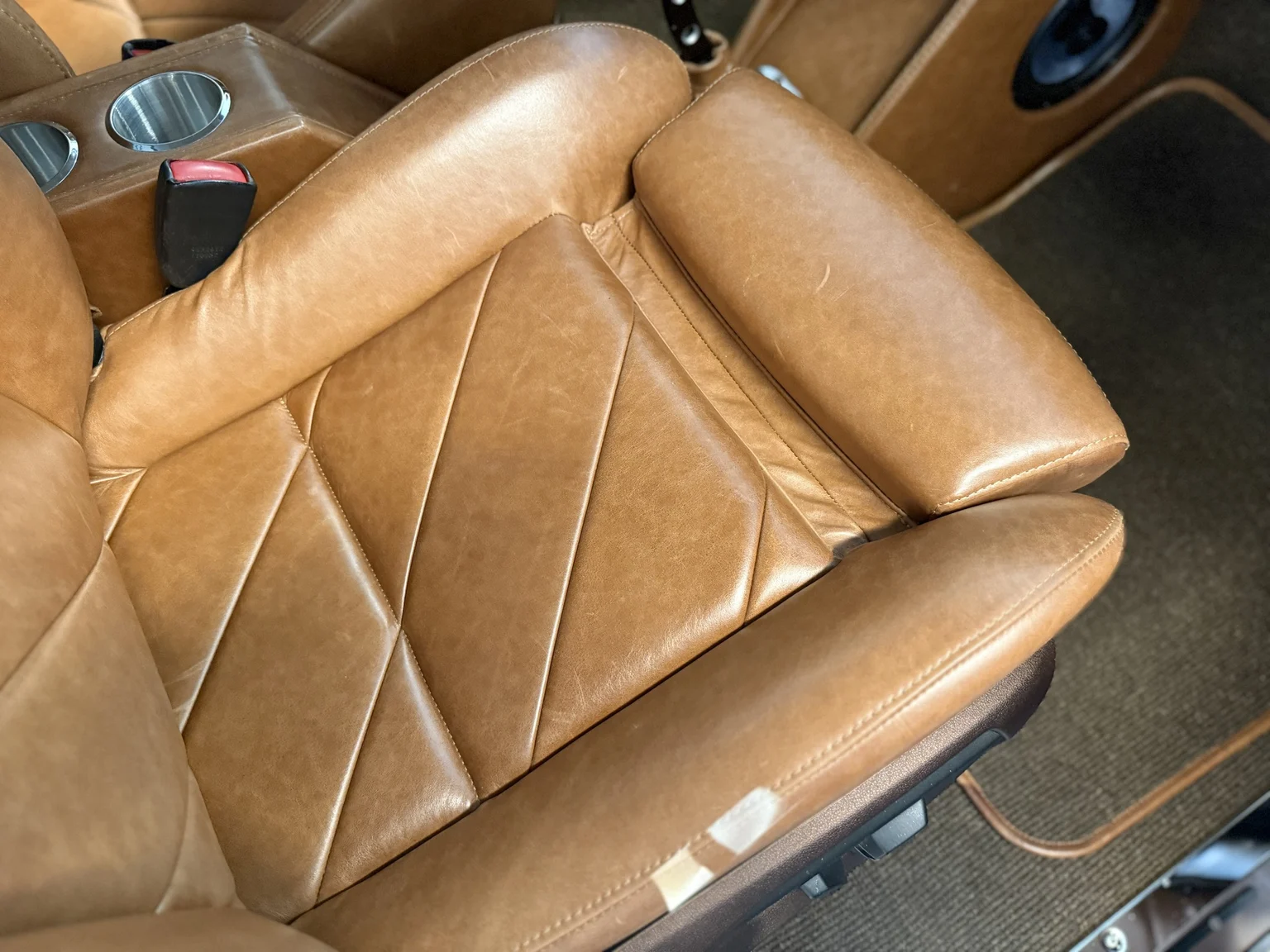 Innenraumfoto von 1956 Ford F-100 Restomod (35)