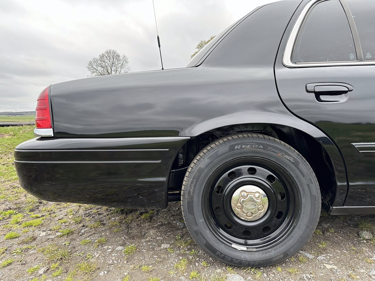 Aussenfoto 2011 Ford Crown Victoria Police Interceptor