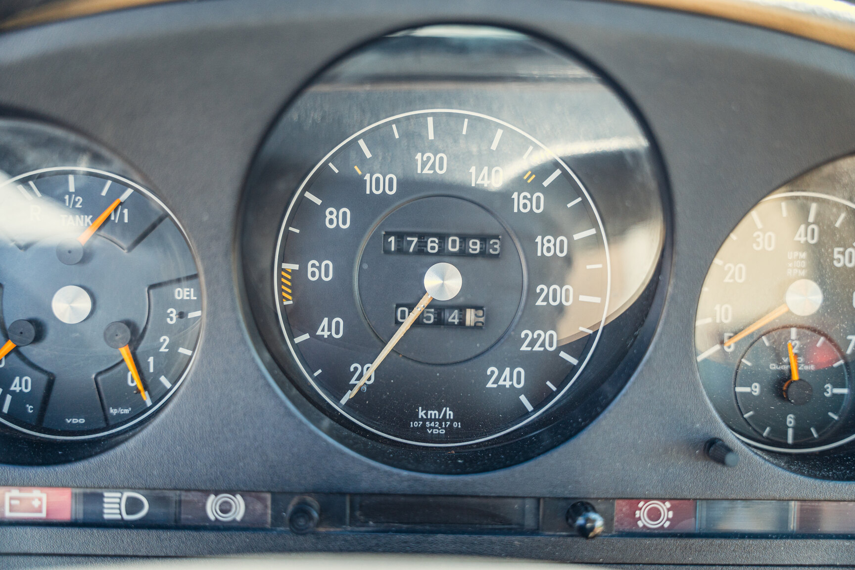 Innenraumfoto von 1976 Mercedes-Benz 450 SLC (22)