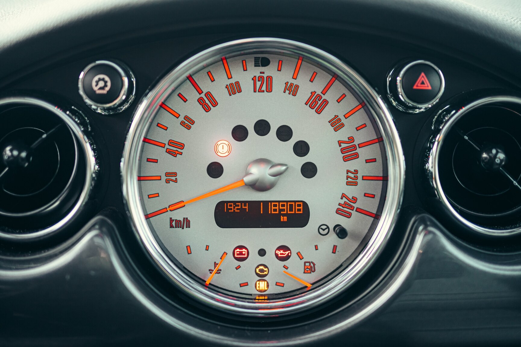 Interior image of 2006 Mini Cooper John Cooper Works