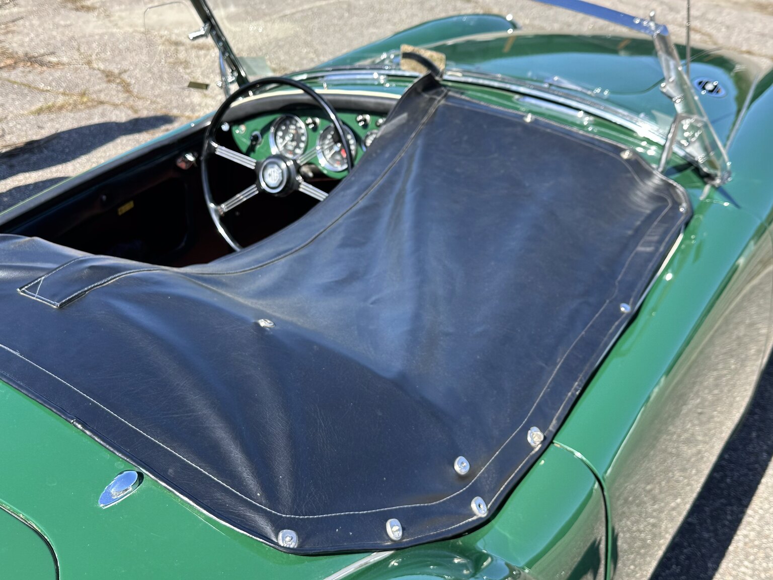 Aussenfoto 1957 MGA Roadster (57)