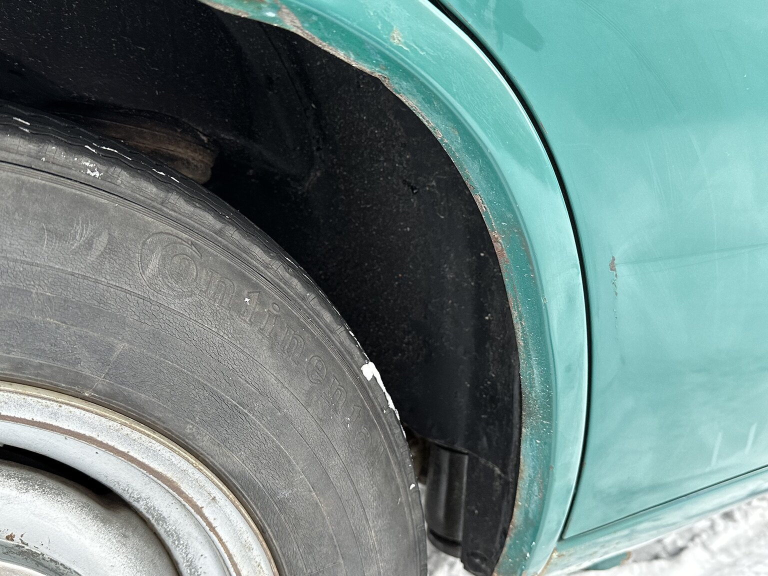 Exterior image of 1965 BMW 1600