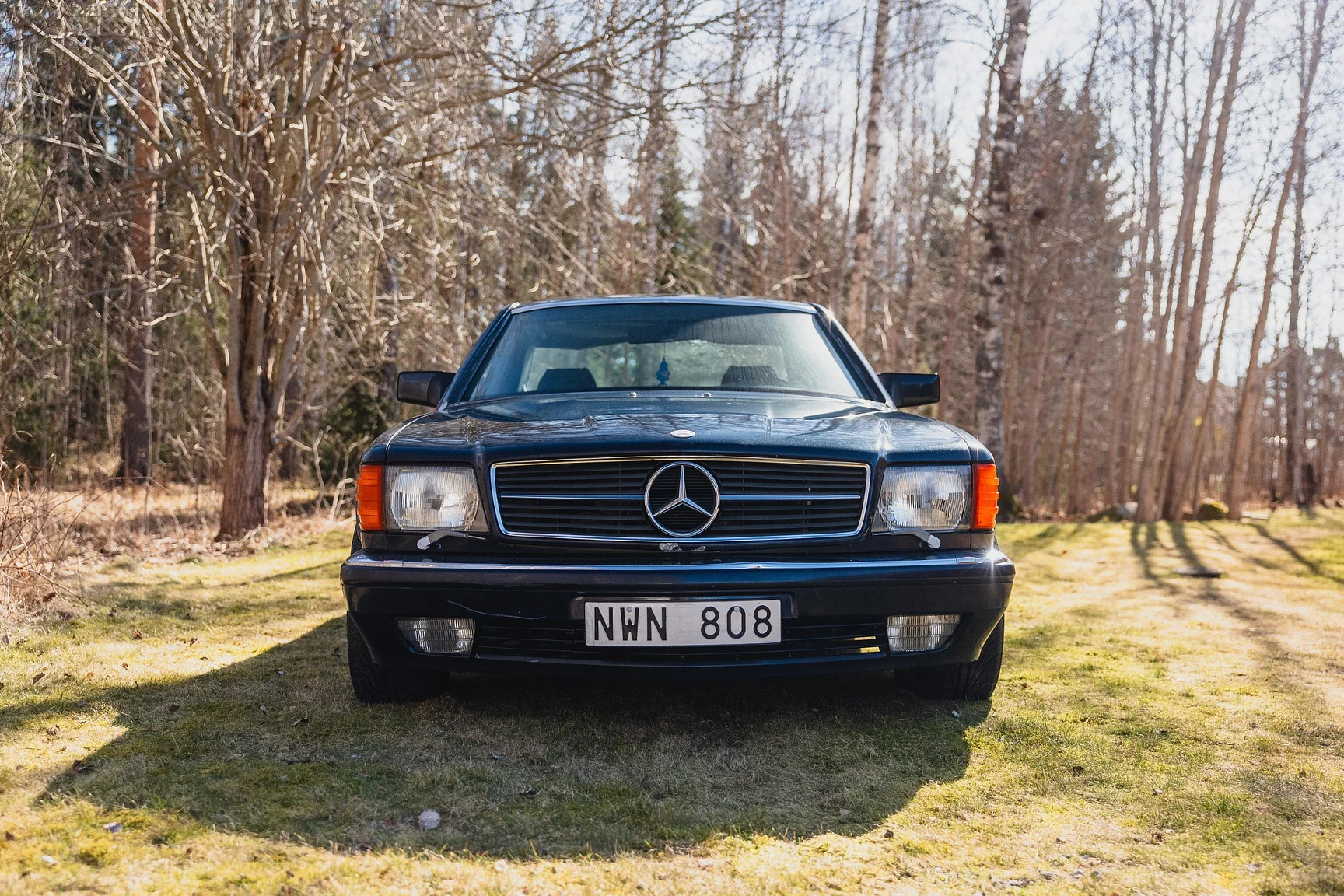 Exterior image of 1986 Mercedes-Benz 560 SEC (70)