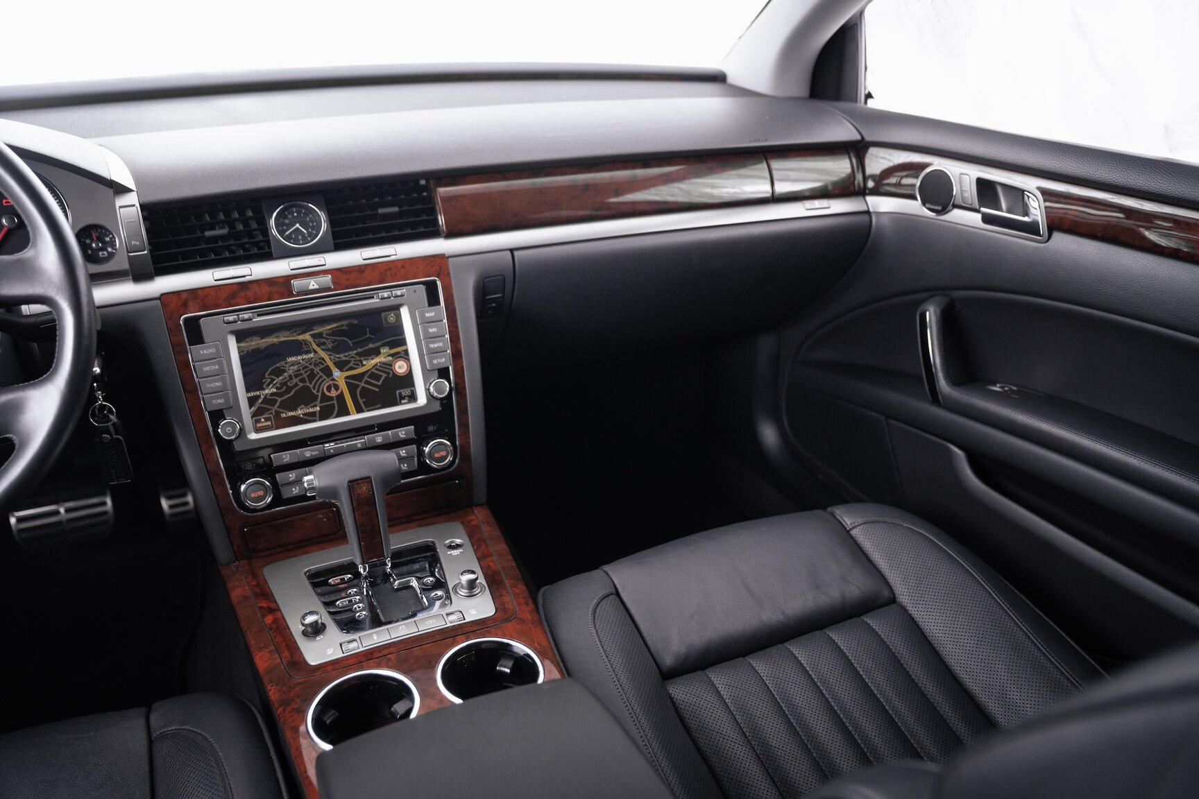 Interiörbild 2012 Volkswagen Phaeton 3.0 TDI 4Motion
