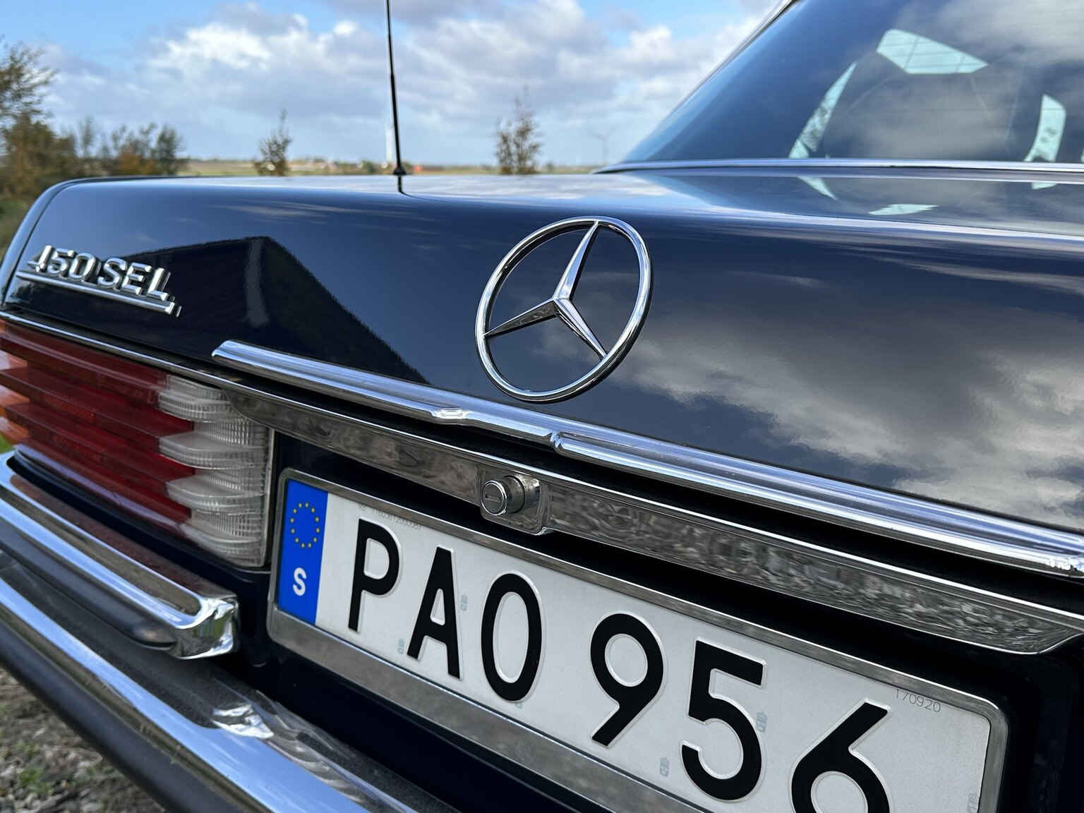 Exteriörbild på 1975 Mercedes-Benz 450 SEL 6.9 Bepansrad 