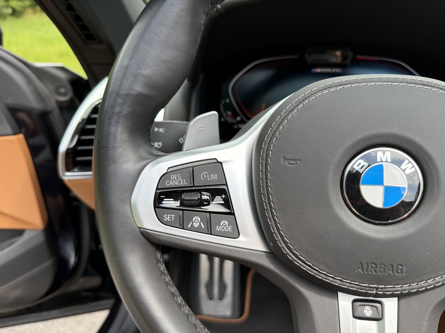 Interior image of 2019 BMW M850i xDrive Convertible Steptronic
