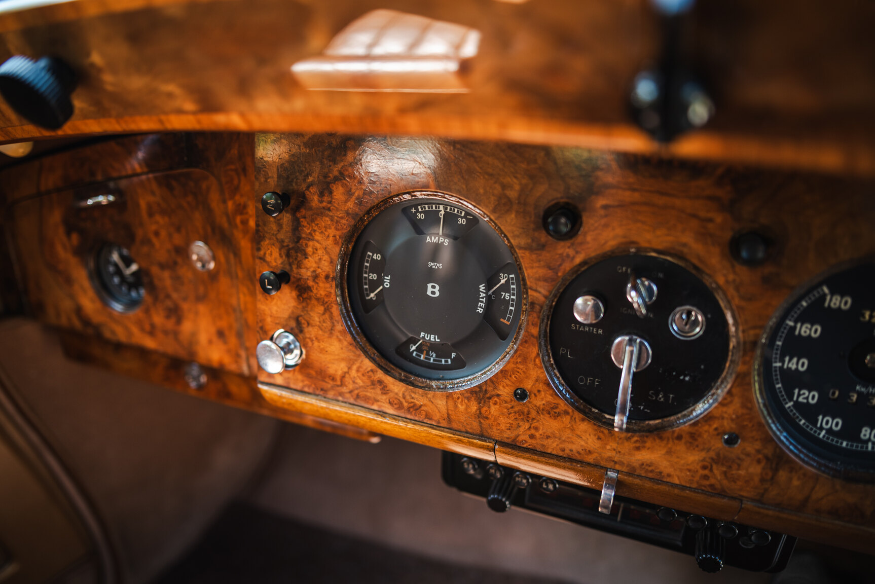 Interior image of 1950 Bentley 4 1/4 Litre