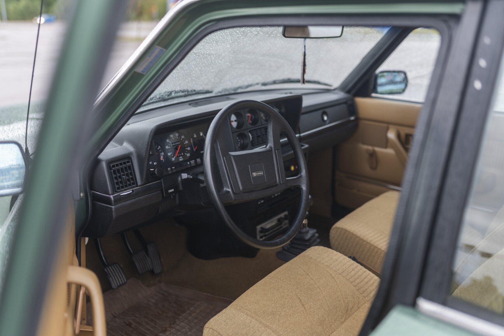 Interior image of 1981 Volvo 244