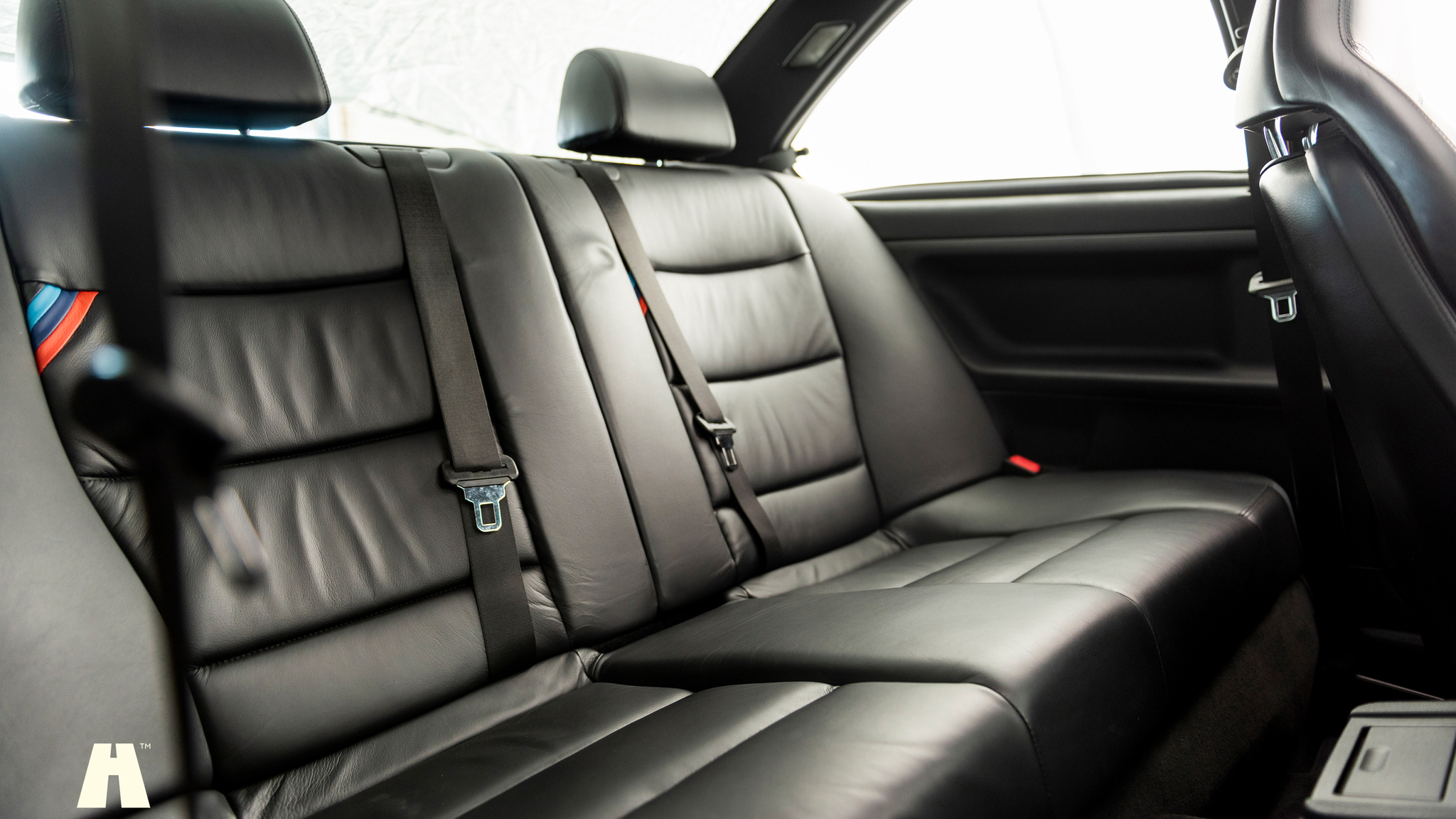 Interior image of 1994 BMW E36 M3
