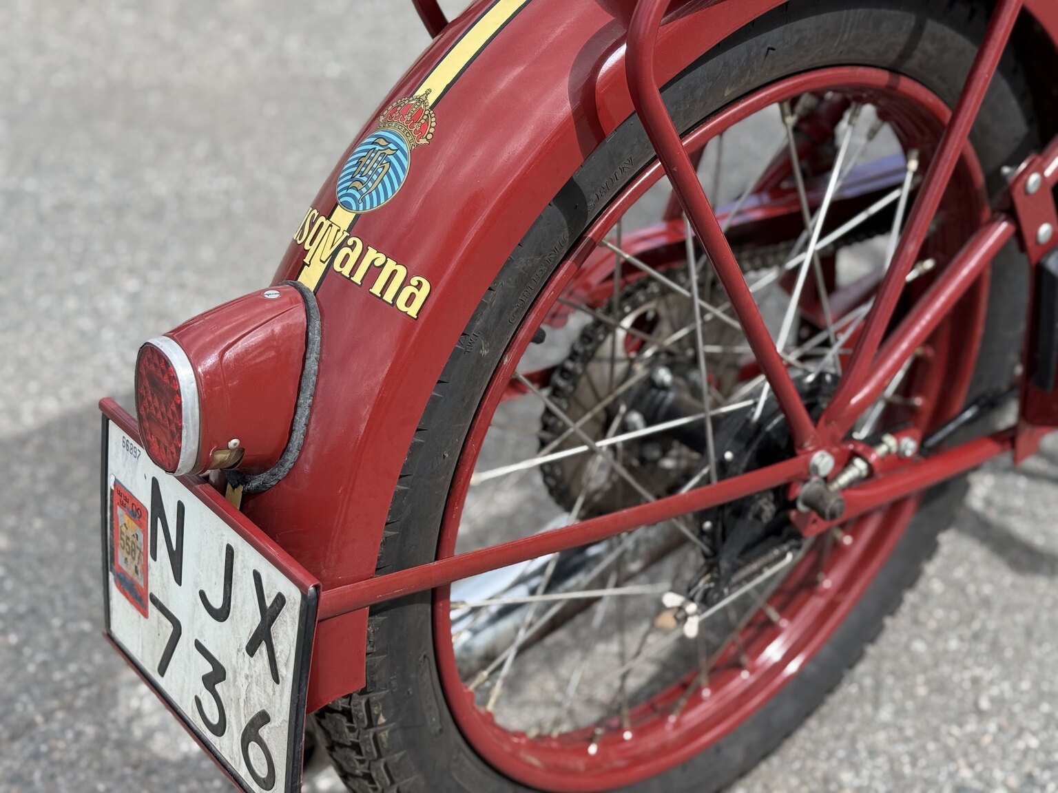 Exterior image of 1953 Huskvarna Modell 30