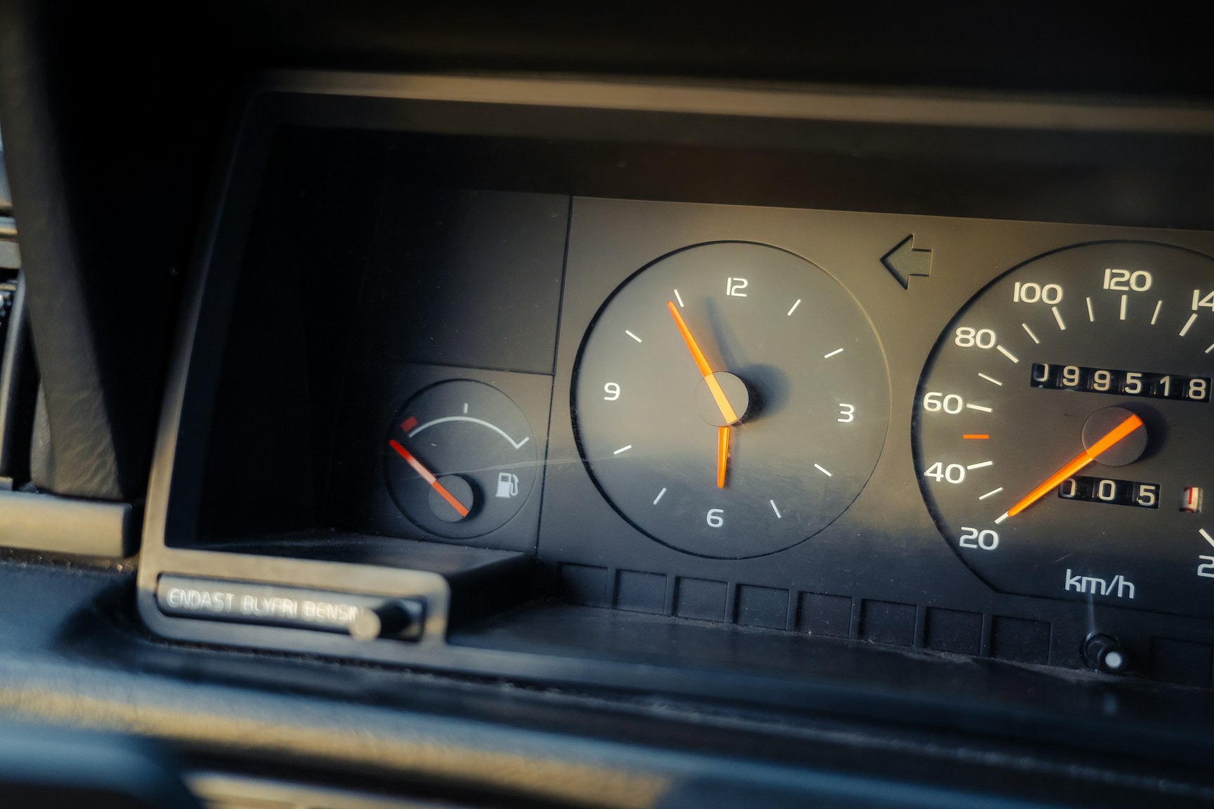 Interiörbild 1990 Volvo 740 GL