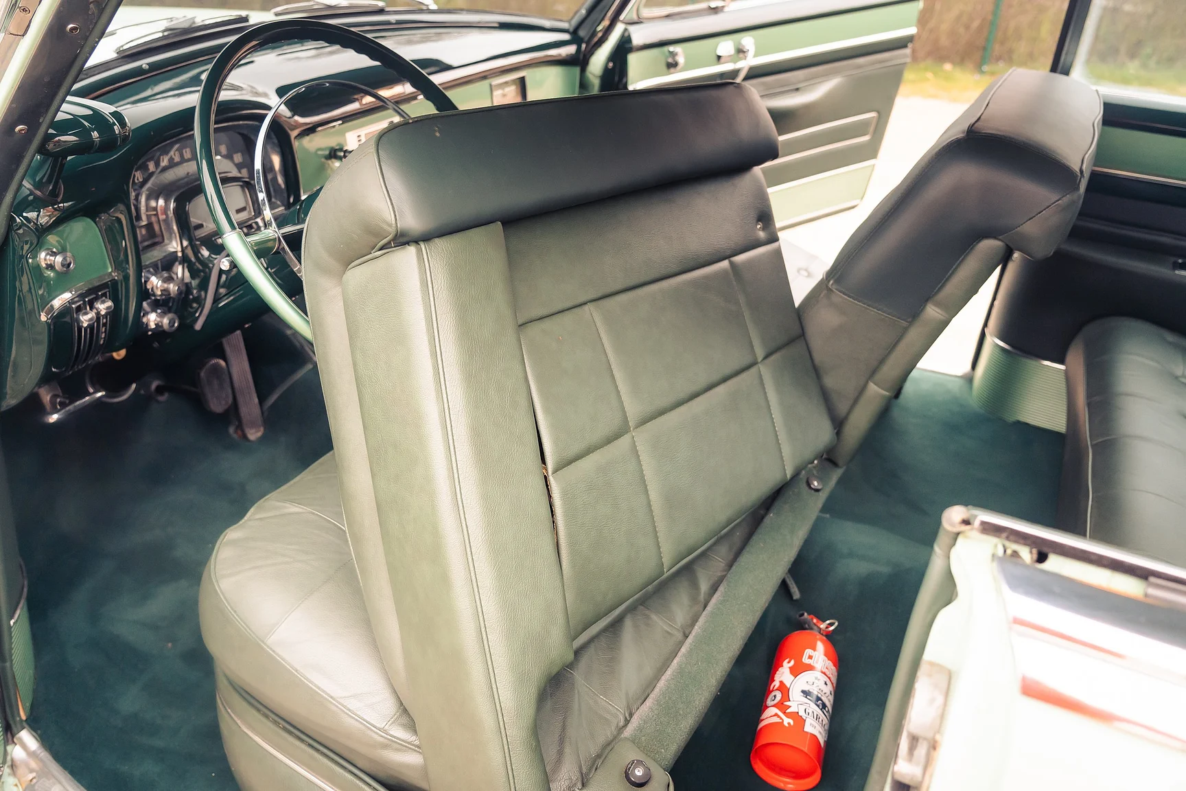 Innenraumfoto von 1953 Cadillac Series 62 (26)
