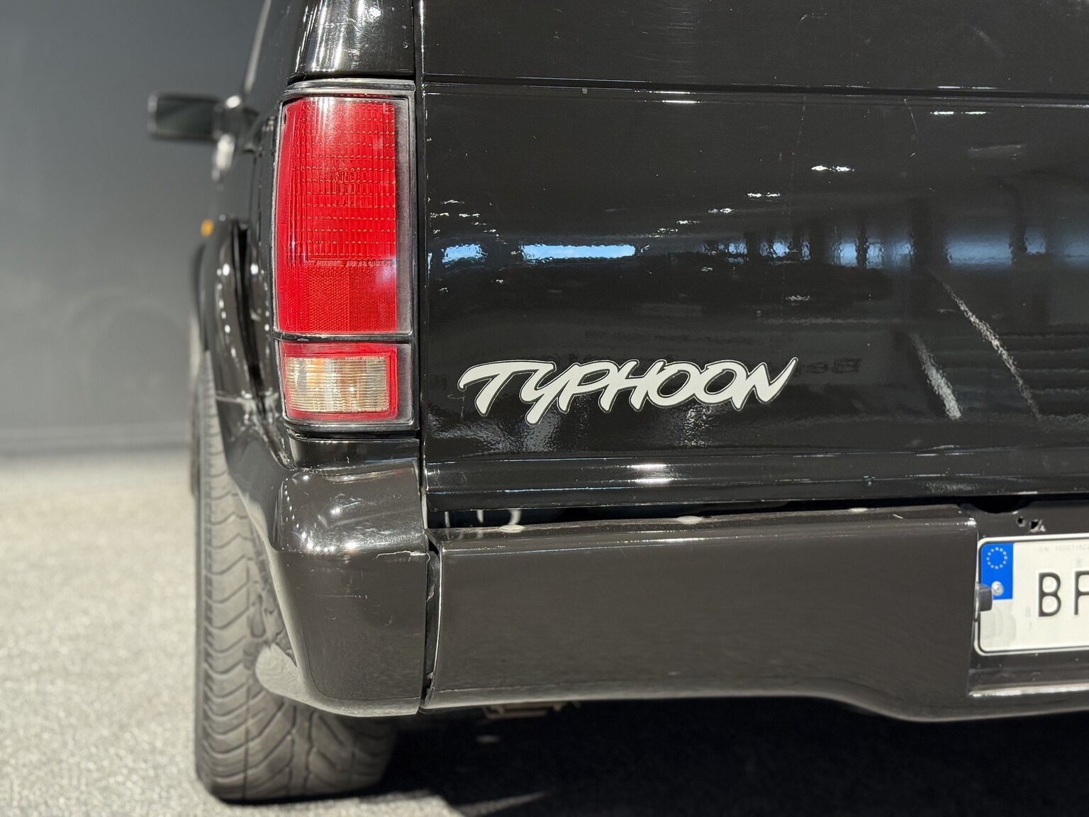 Exterior image of 1992 GMC Typhoon 