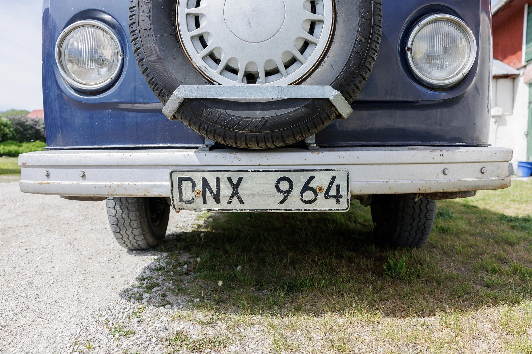 Exterior image of 1973 Volkswagen Typ 2 Transporter T2 (12)
