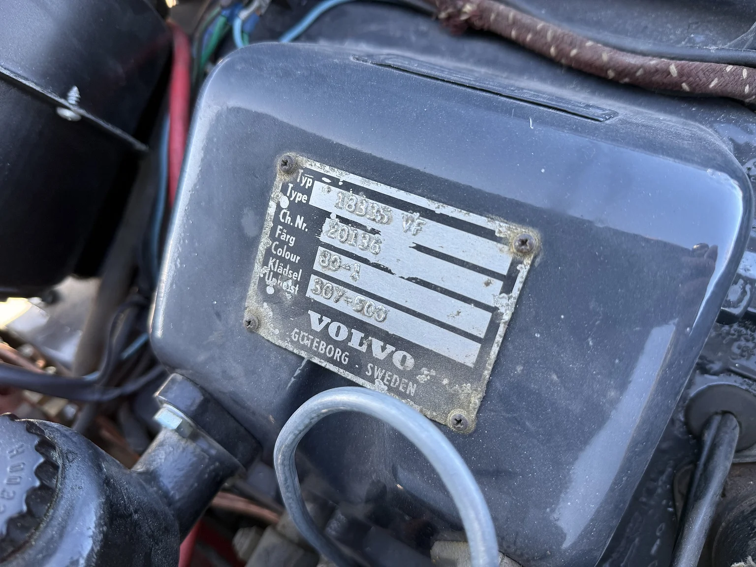 Image of 1966 Volvo P 1800S mechanics (2)