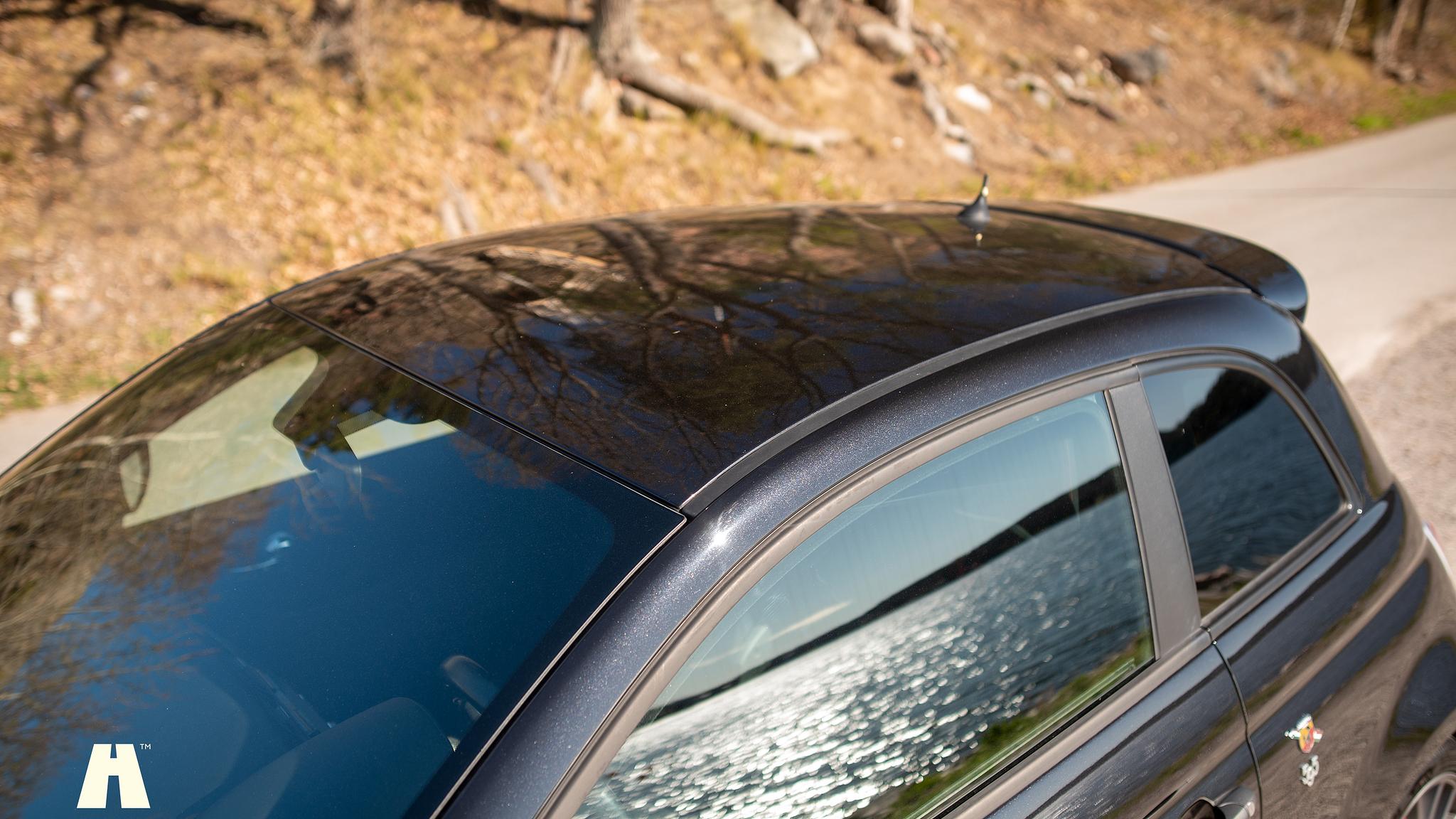 Exteriörbild på 2016 Abarth 595 Competizione (16)