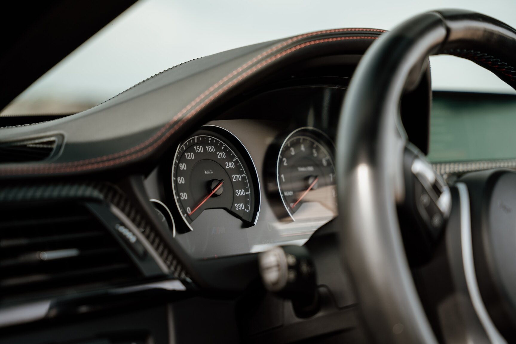 Interior image of 2015 BMW M4 Cabriolet