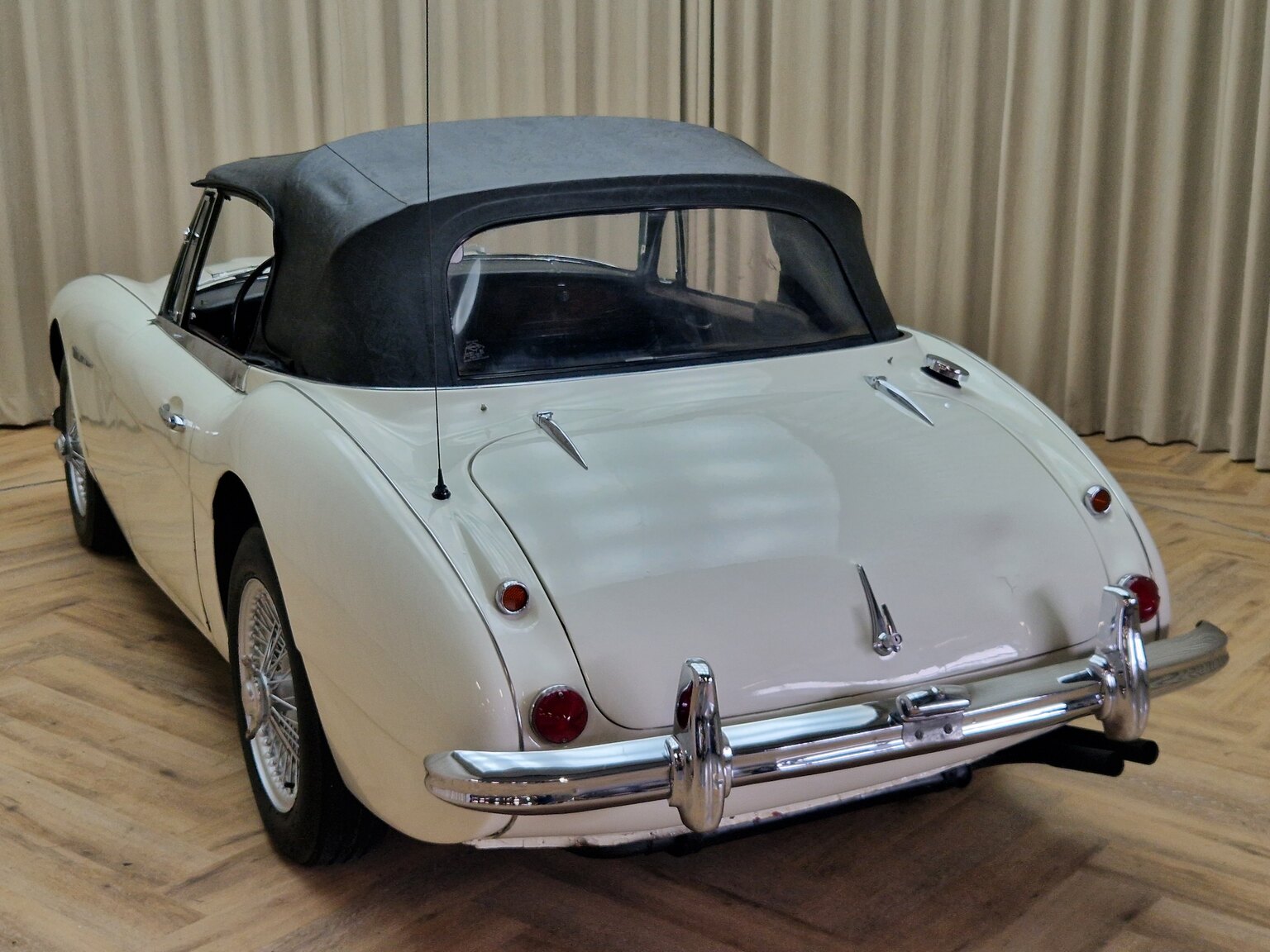 Aussenfoto Austin Healey