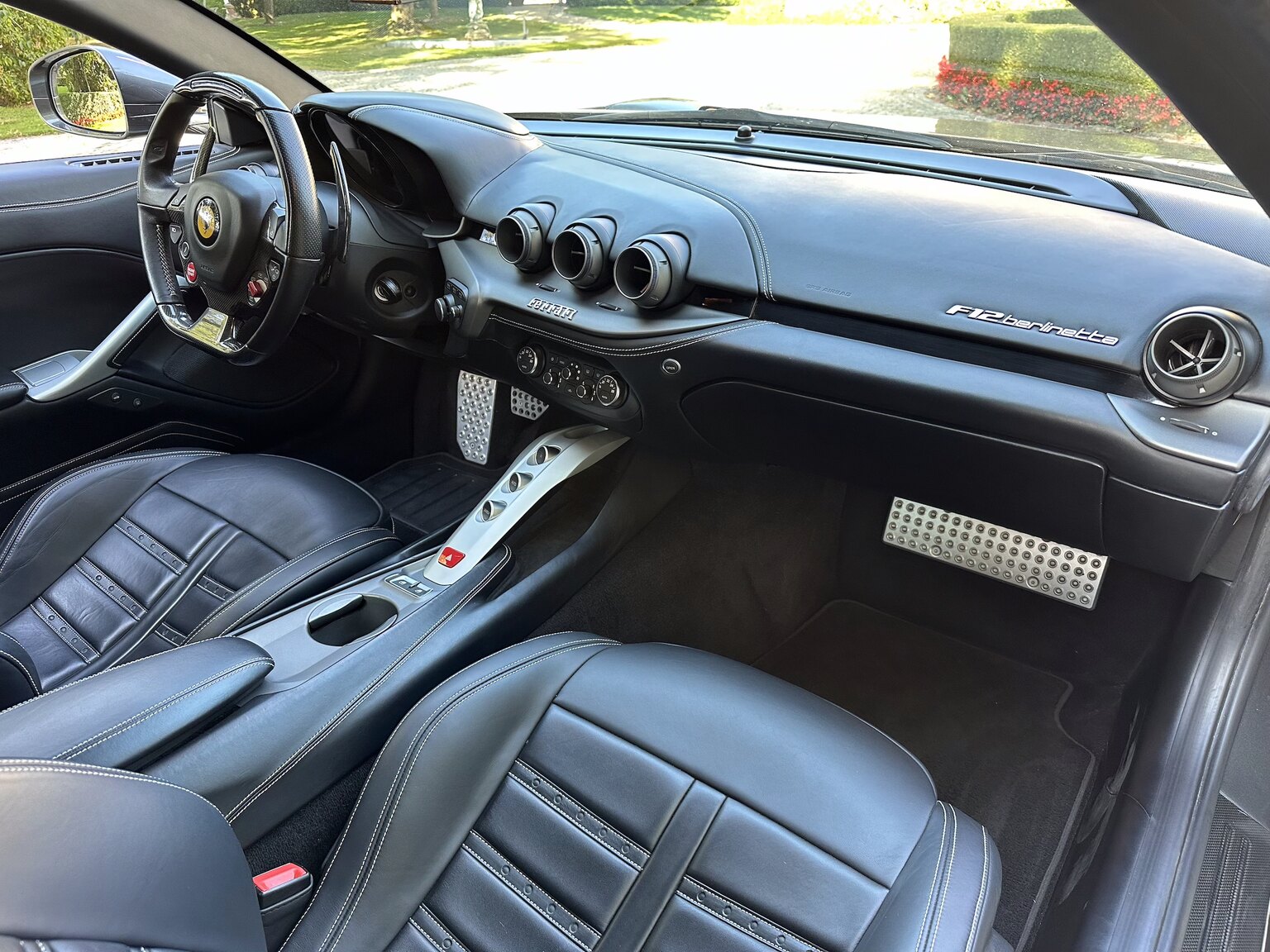 Interior image of 2013 Ferrari F12 Berlinetta