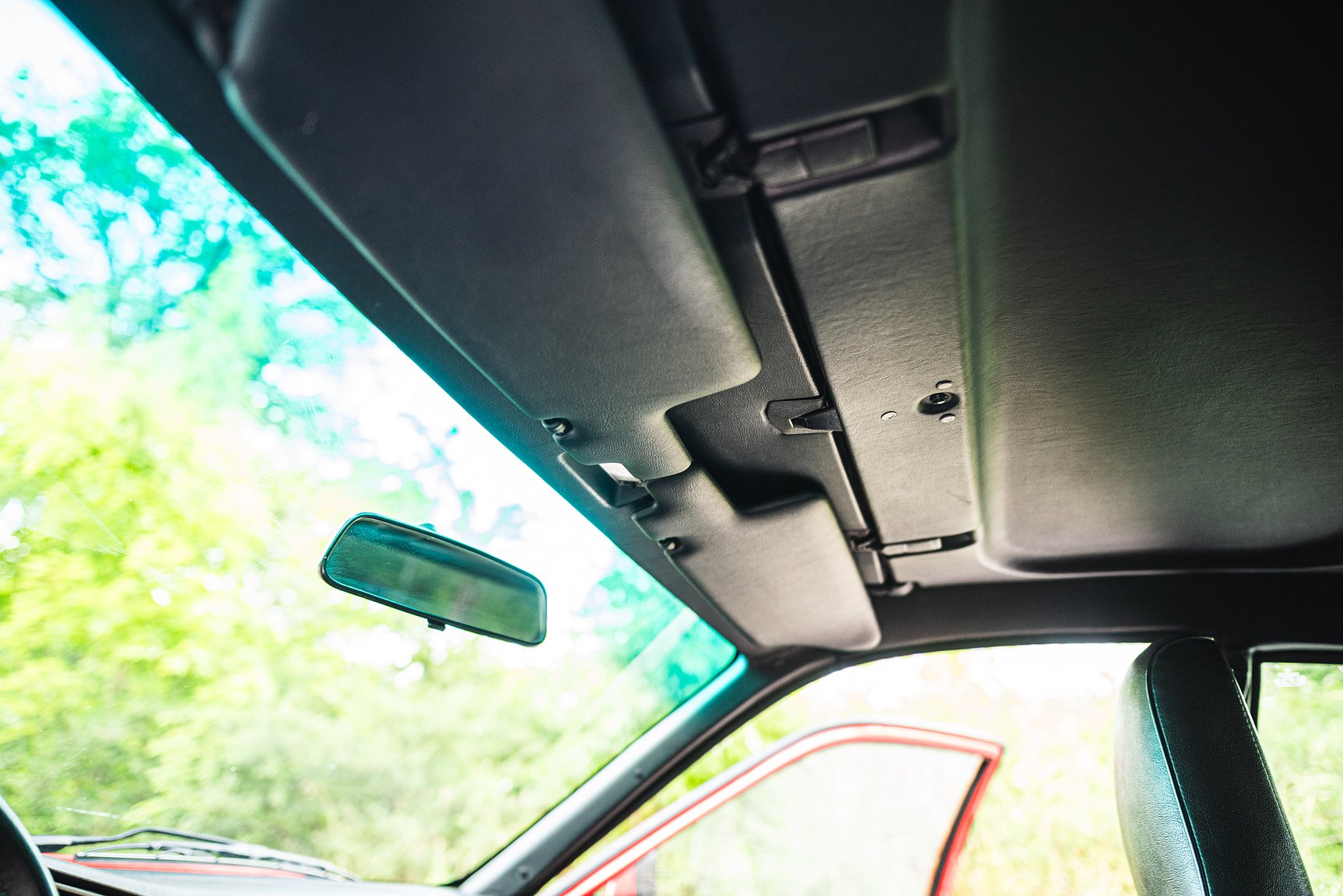 Interior image of 1988 Porsche 944