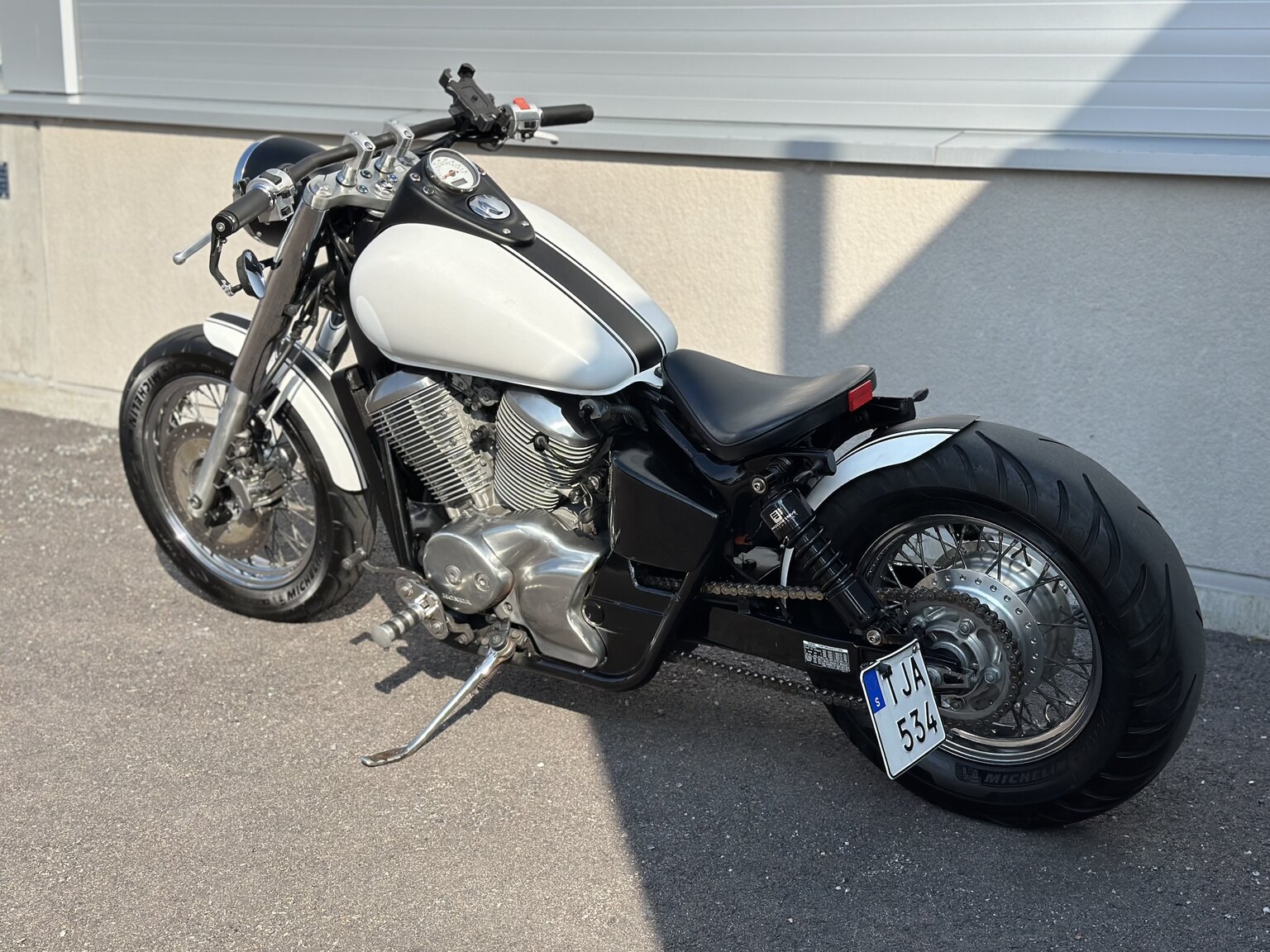 Exteriörbild på 2002 Honda Powersports VT750C Shadow